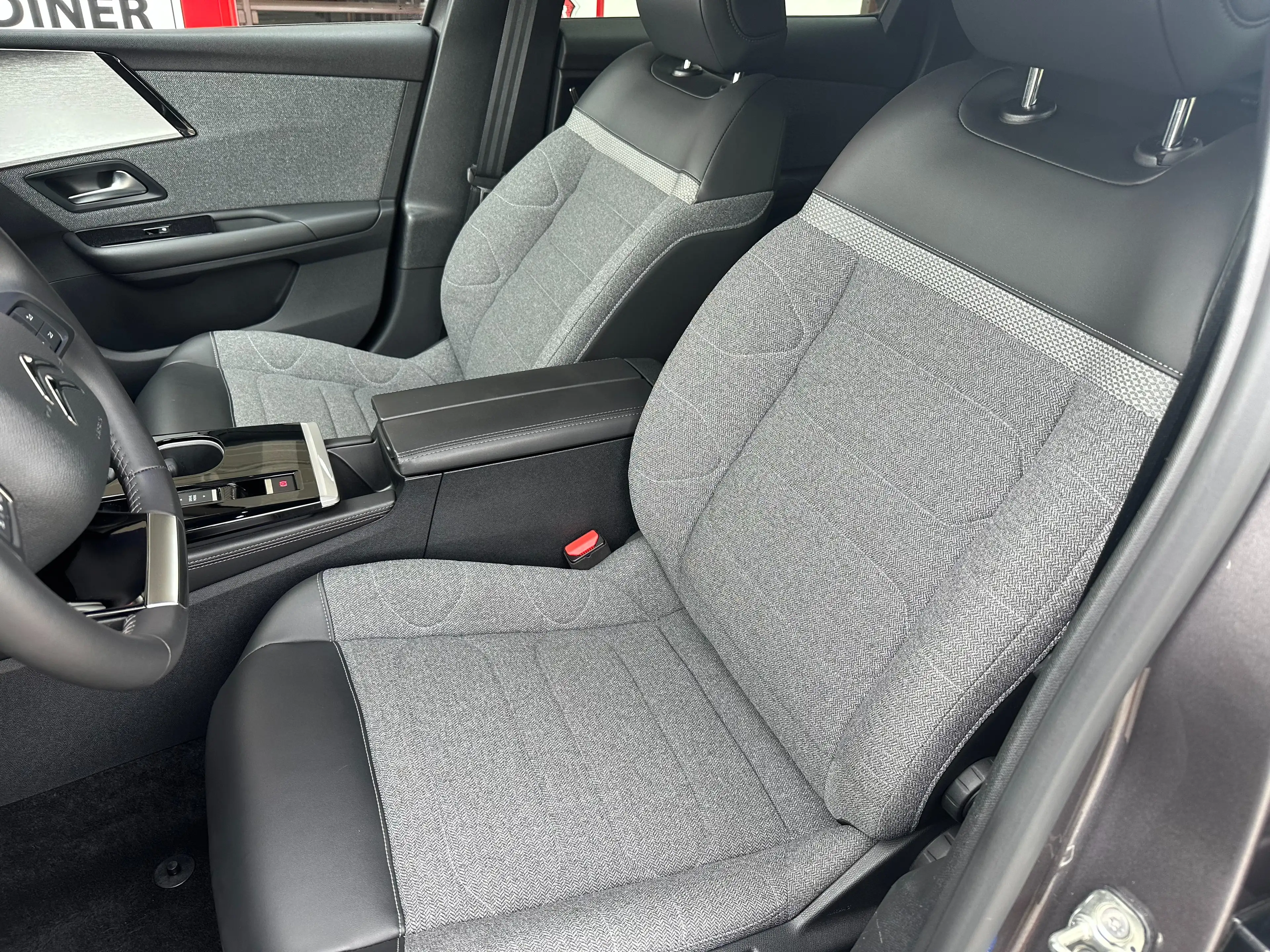 Citroen C5 C5 X PureTech 130 Feel EAT8 — photo 13