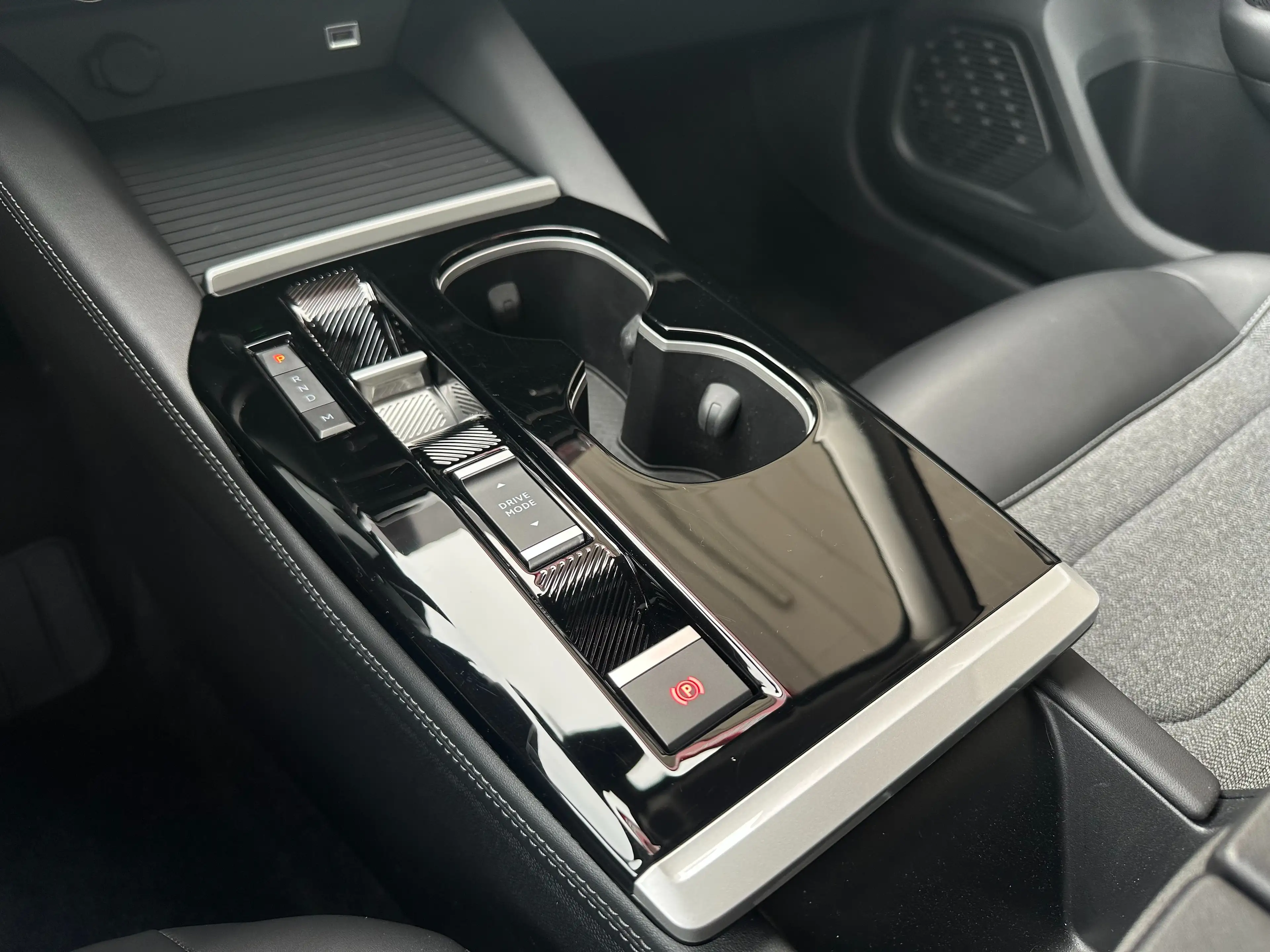 Citroen C5 C5 X PureTech 130 Feel EAT8 — photo 14