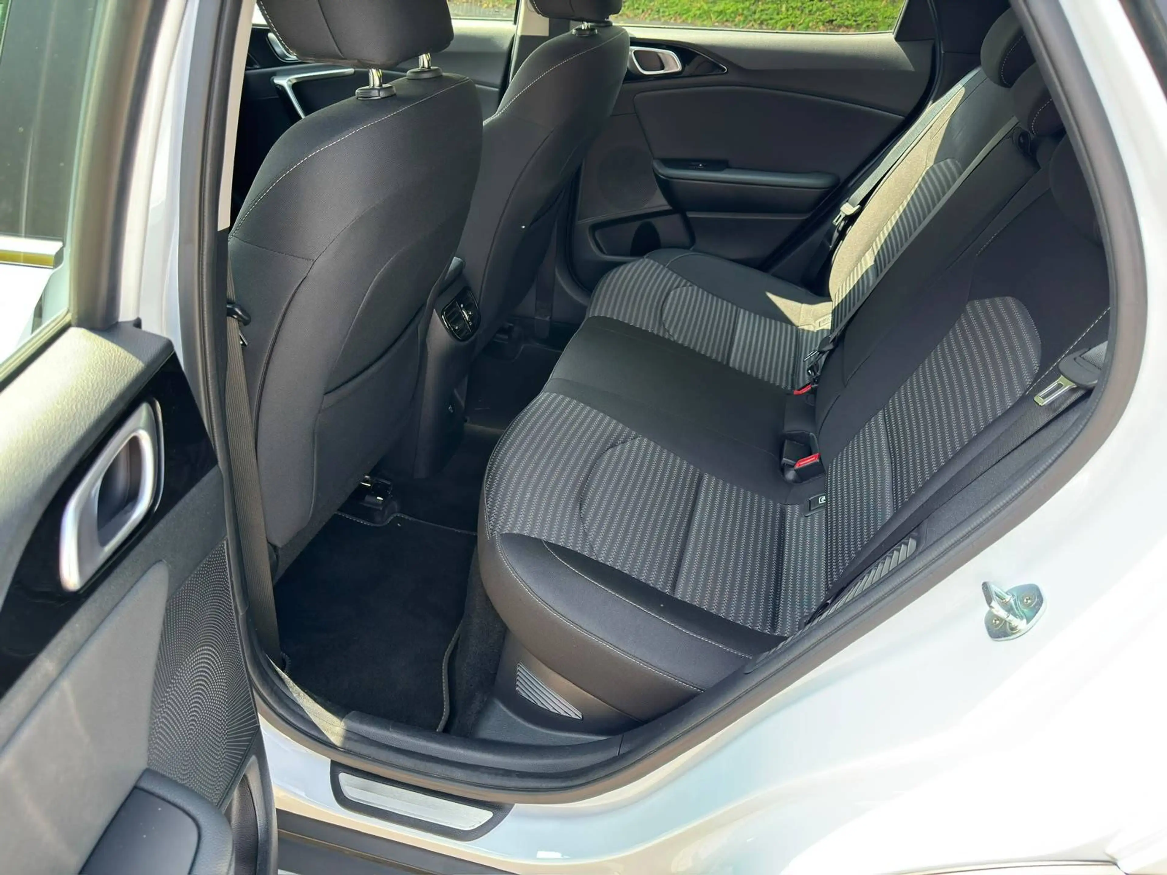 Kia XCeed 1.6 PHEV DCT6 Vision |NAVI|KOMFORT| — photo 12