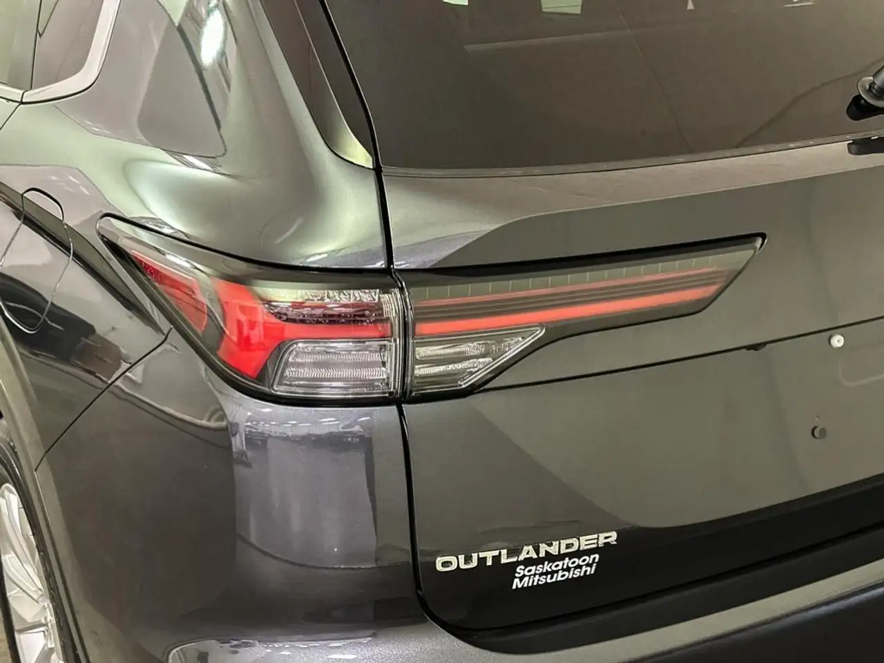 Mitsubishi Outlander снимка Mitsubishi Outlander