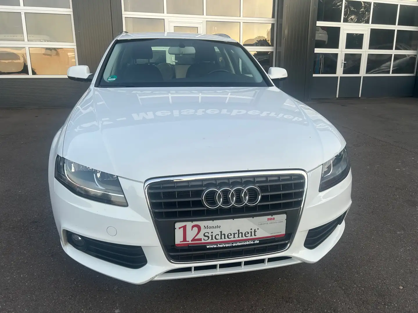 Audi A4 Attraction Sitzheizng Weiß - 1