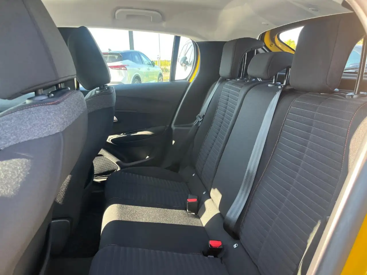 Peugeot 208 2a serie 208 PureTech 75 Stop&Start 5 porte Acti, миниатюра 19