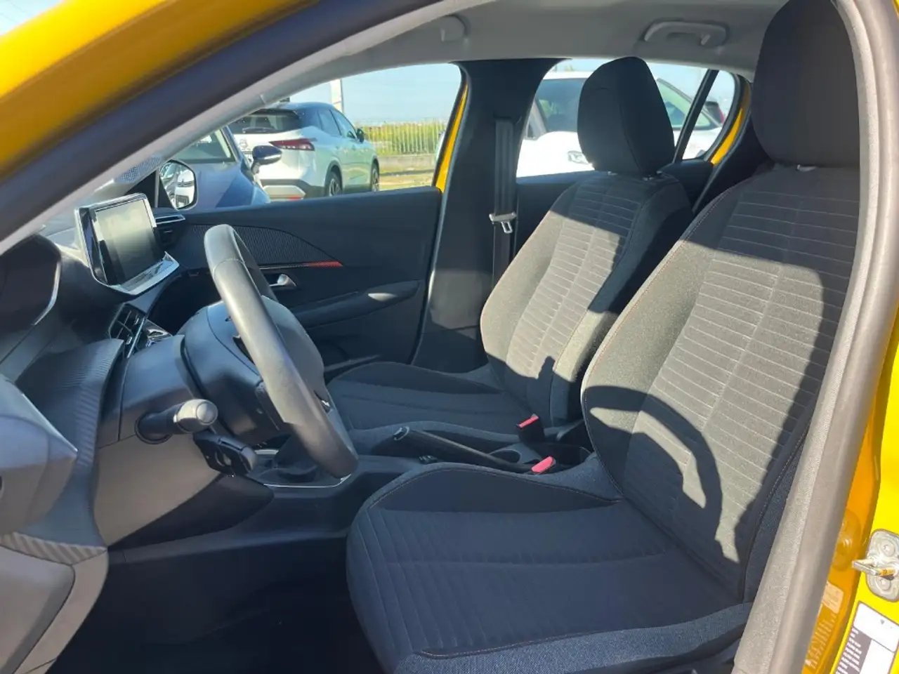Peugeot 208 2a serie 208 PureTech 75 Stop&Start 5 porte Acti, миниатюра 18