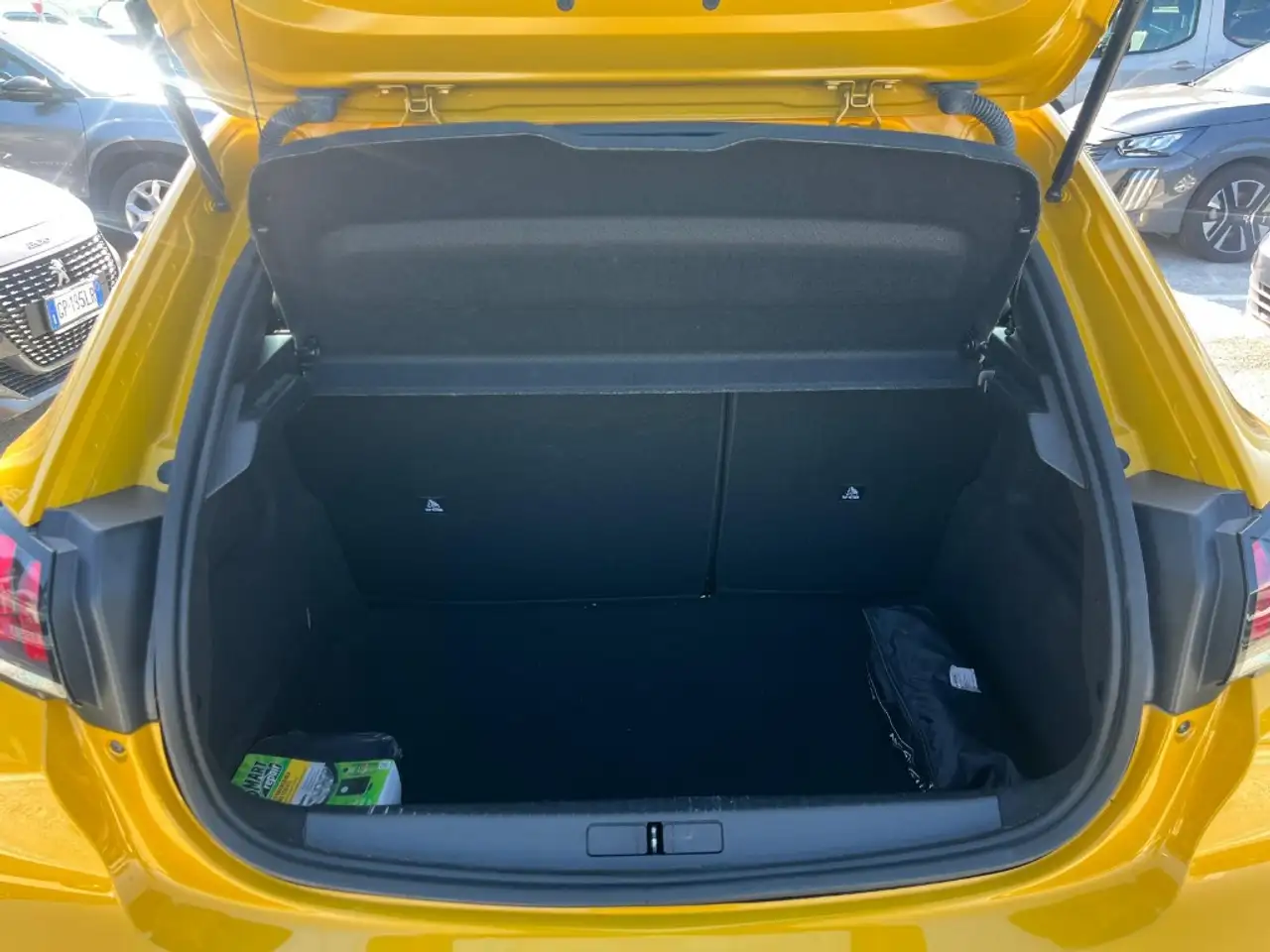 Peugeot 208 2a serie 208 PureTech 75 Stop&Start 5 porte Acti, миниатюра 20