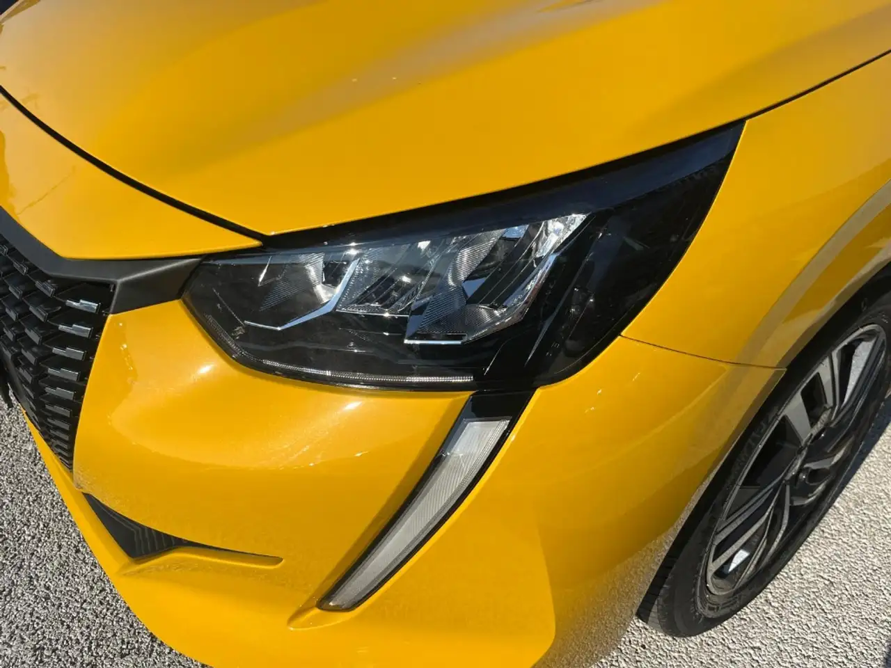 Peugeot 208 2a serie 208 PureTech 75 Stop&Start 5 porte Acti, миниатюра 8