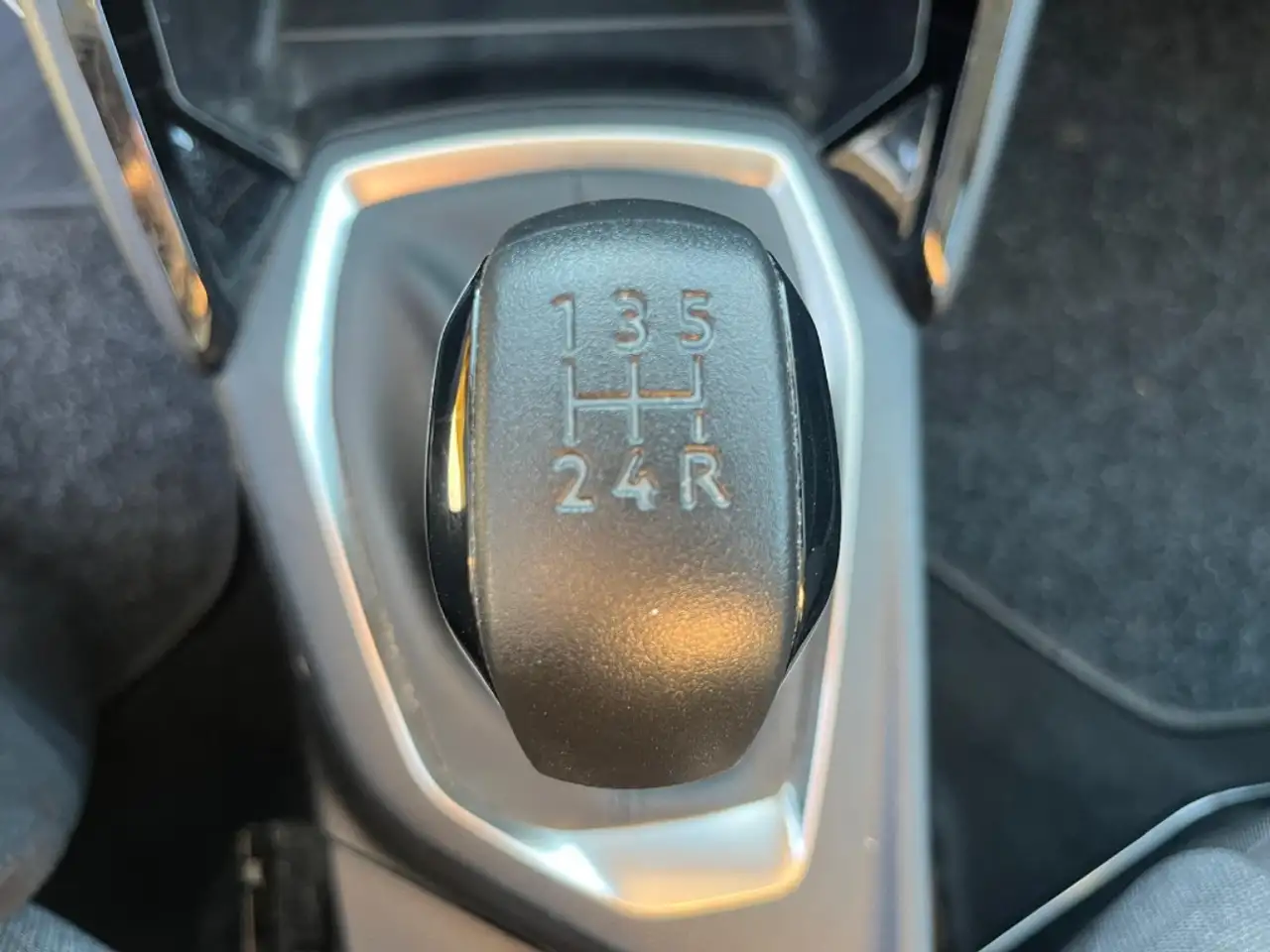 Peugeot 208 2a serie 208 PureTech 75 Stop&Start 5 porte Acti, миниатюра 15