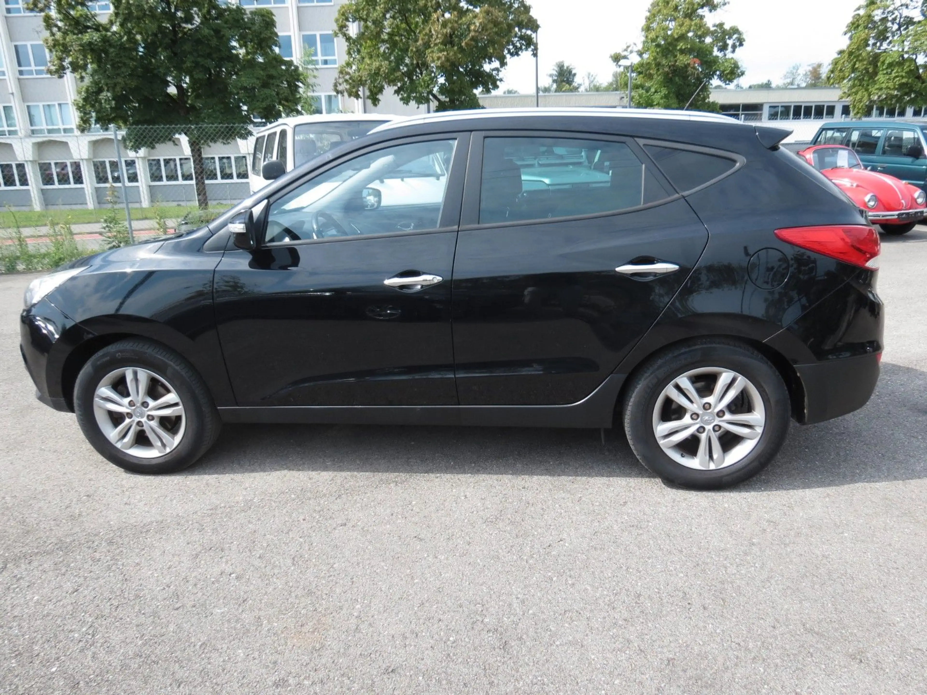 Hyundai iX35 Premium 4WD *TÜV neu, KD neu, TOP* — photo 4