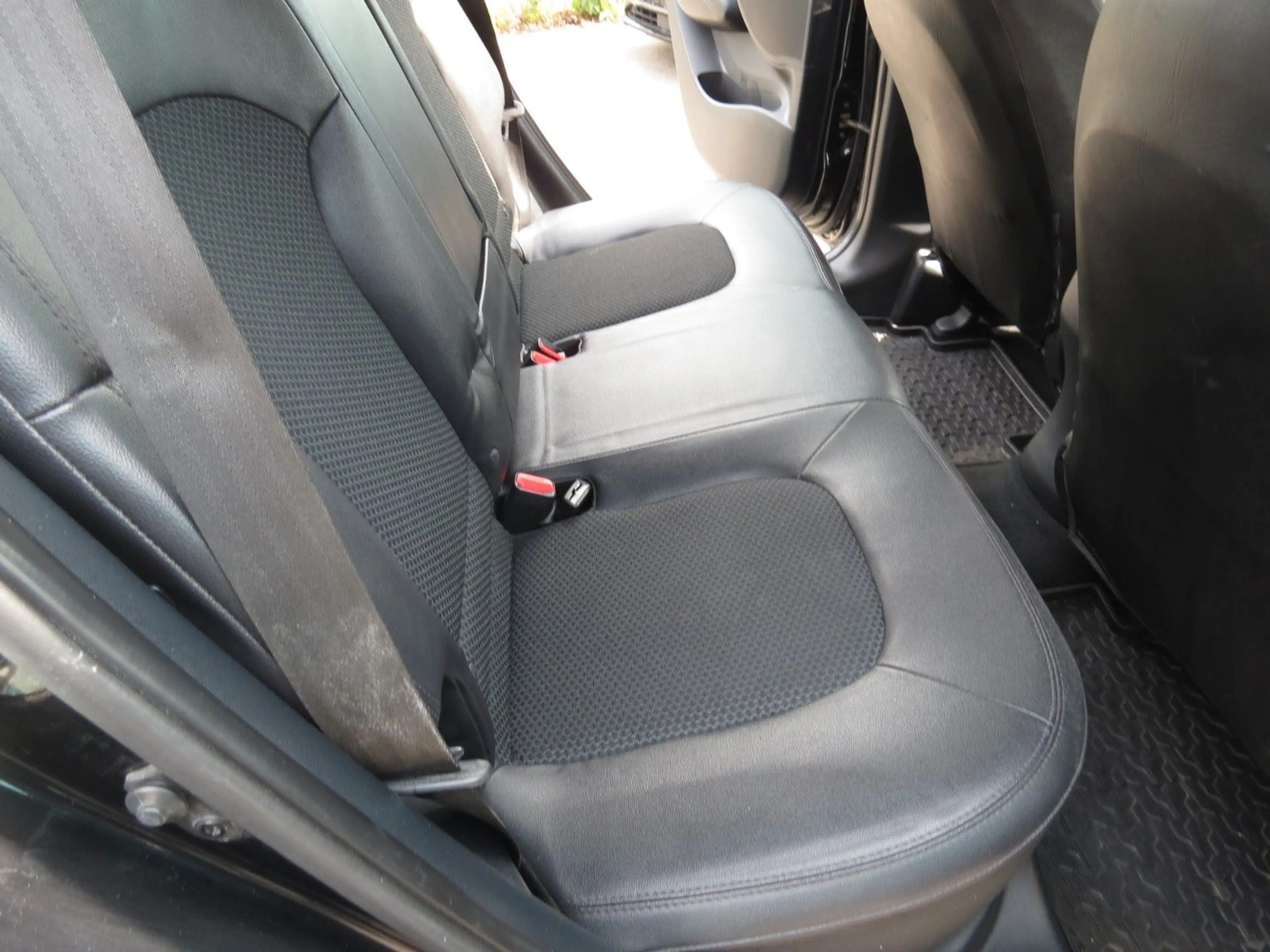 Hyundai iX35 Premium 4WD *TÜV neu, KD neu, TOP* — photo 13