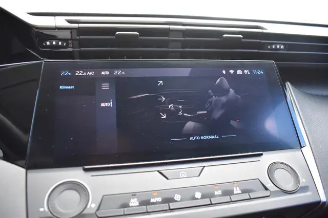 Peugeot 308 view 8