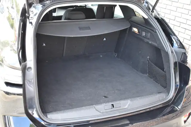 Peugeot 308 view 13