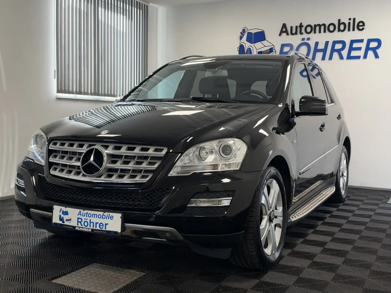 Mercedes-Benz ML 300