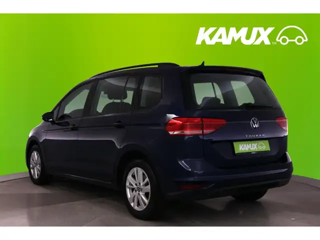 Volkswagen Touran view 6