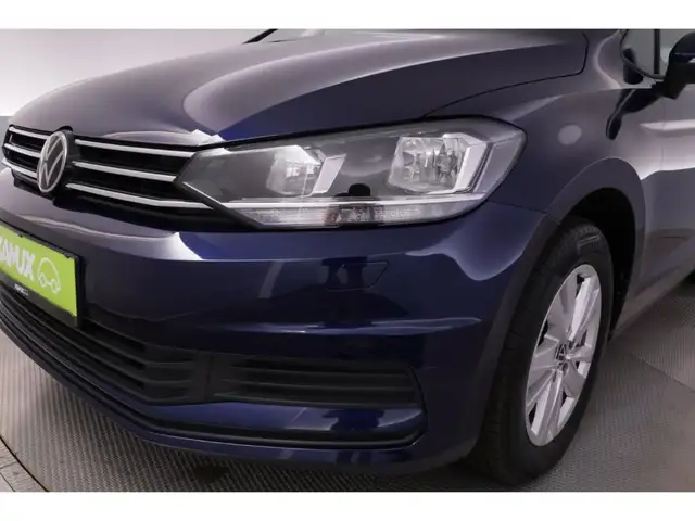 Volkswagen Touran view 14