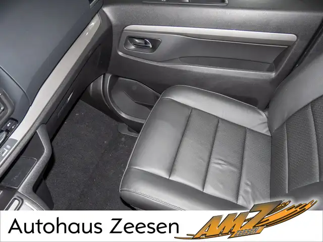 Citroen Spacetourer view 12