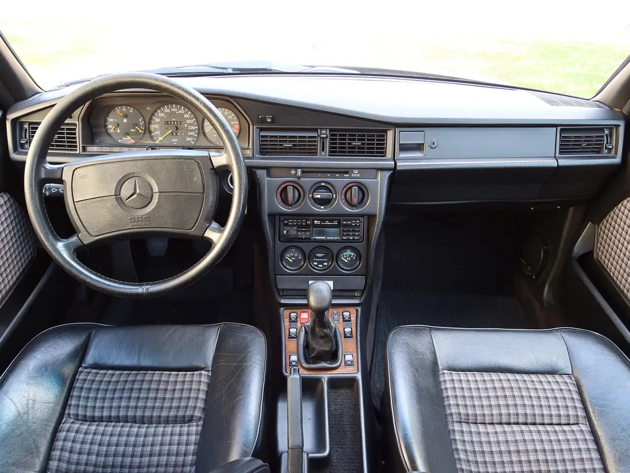 Mercedes-Benz 190E 2.5-16 Evolution, foto 9