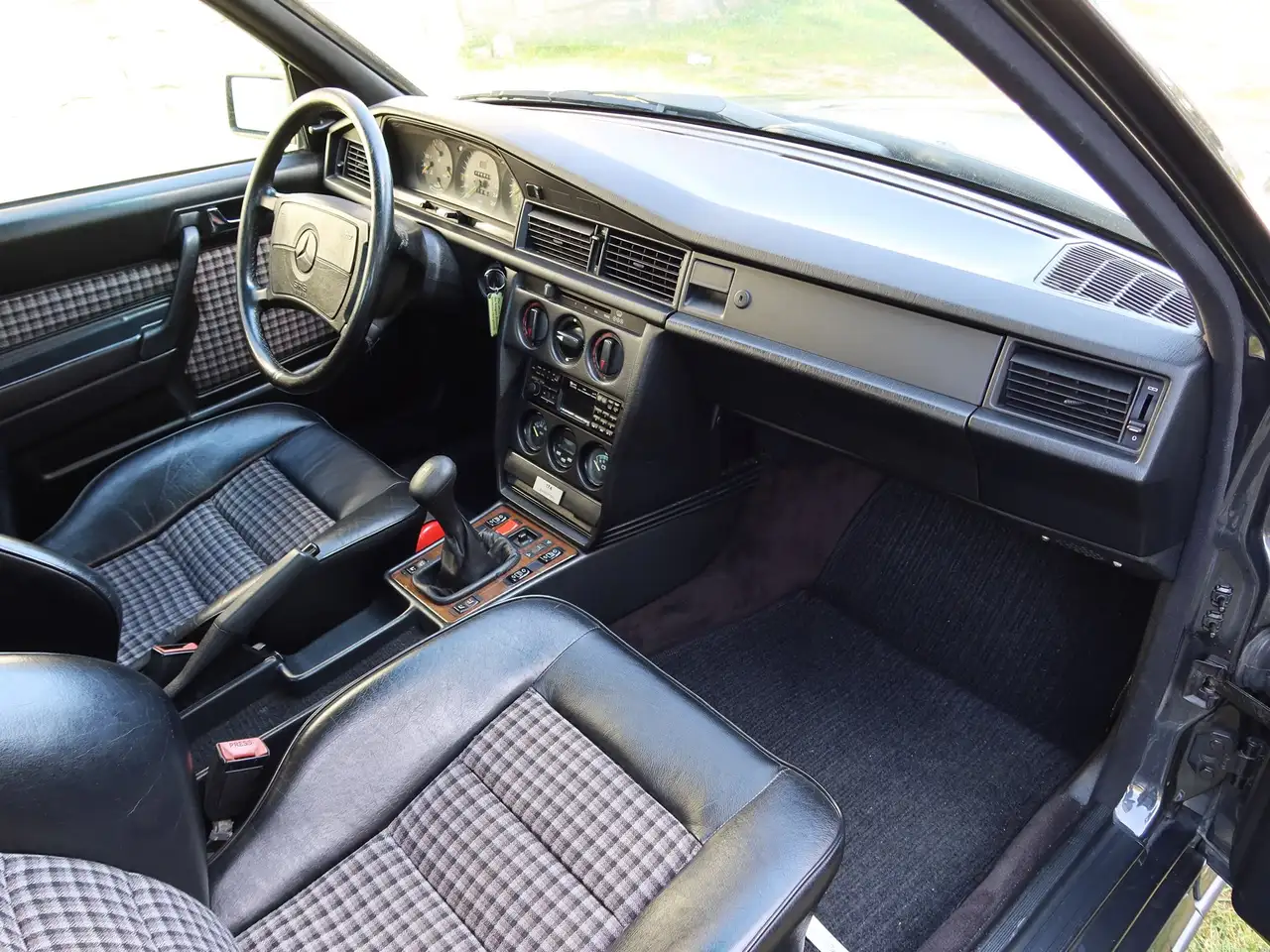 Mercedes-Benz 190E 2.5-16 Evolution, foto 12