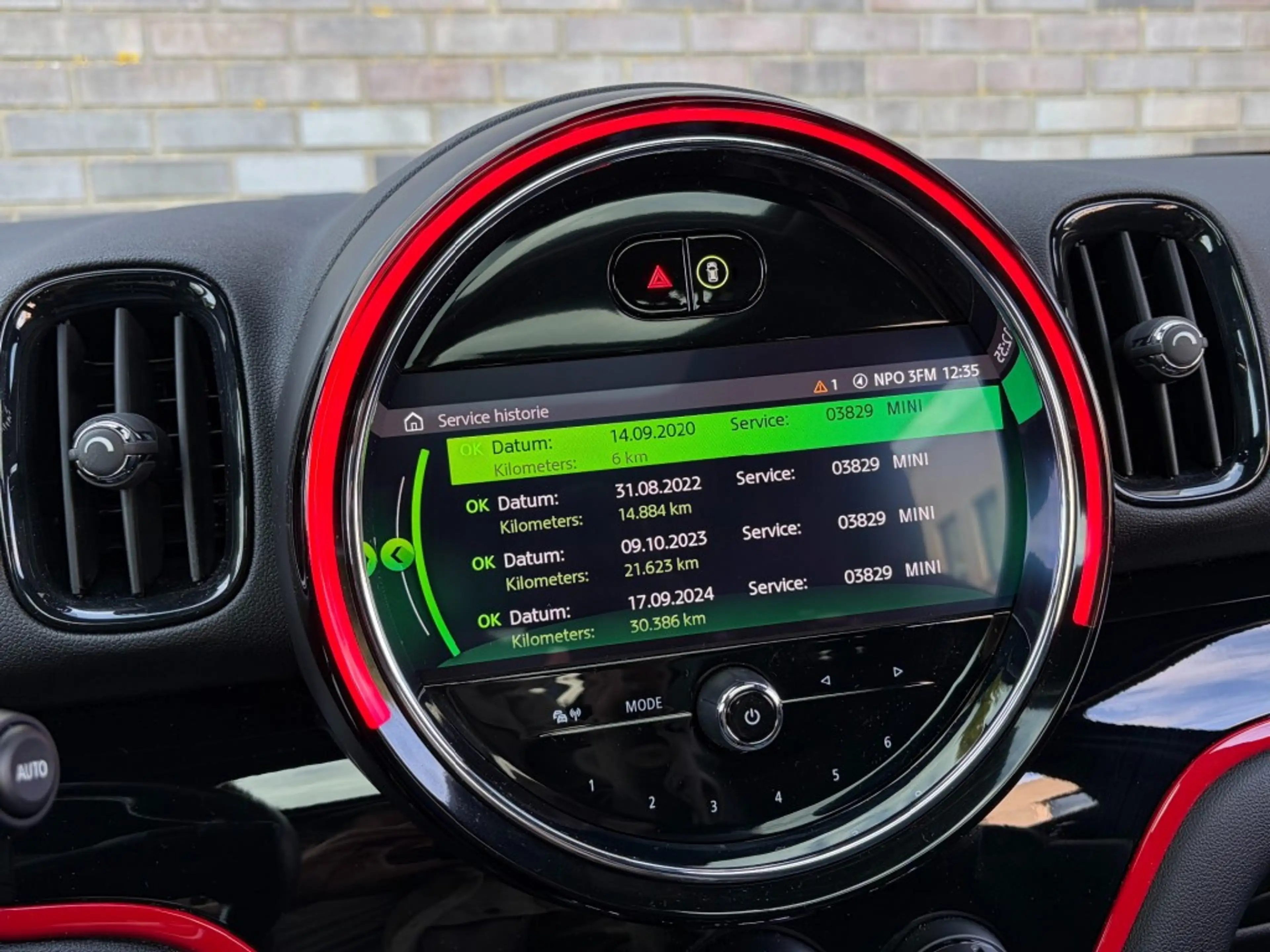 MINI Cooper SE Countryman 1.5 SE ALL4 JCW - PANO - FACELIFT - TREKH. - 18 IN — photo 22