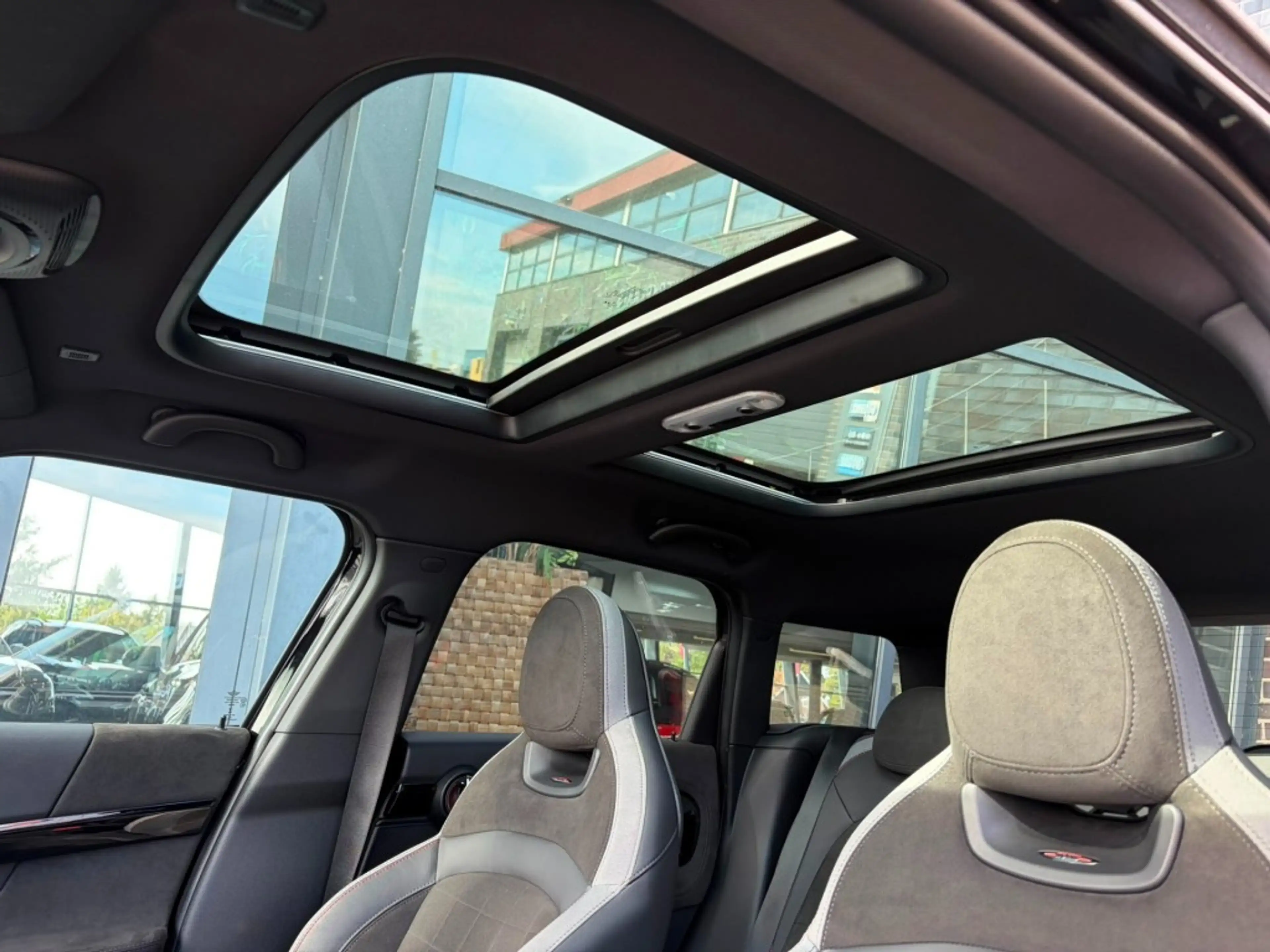 MINI Cooper SE Countryman 1.5 SE ALL4 JCW - PANO - FACELIFT - TREKH. - 18 IN — photo 17