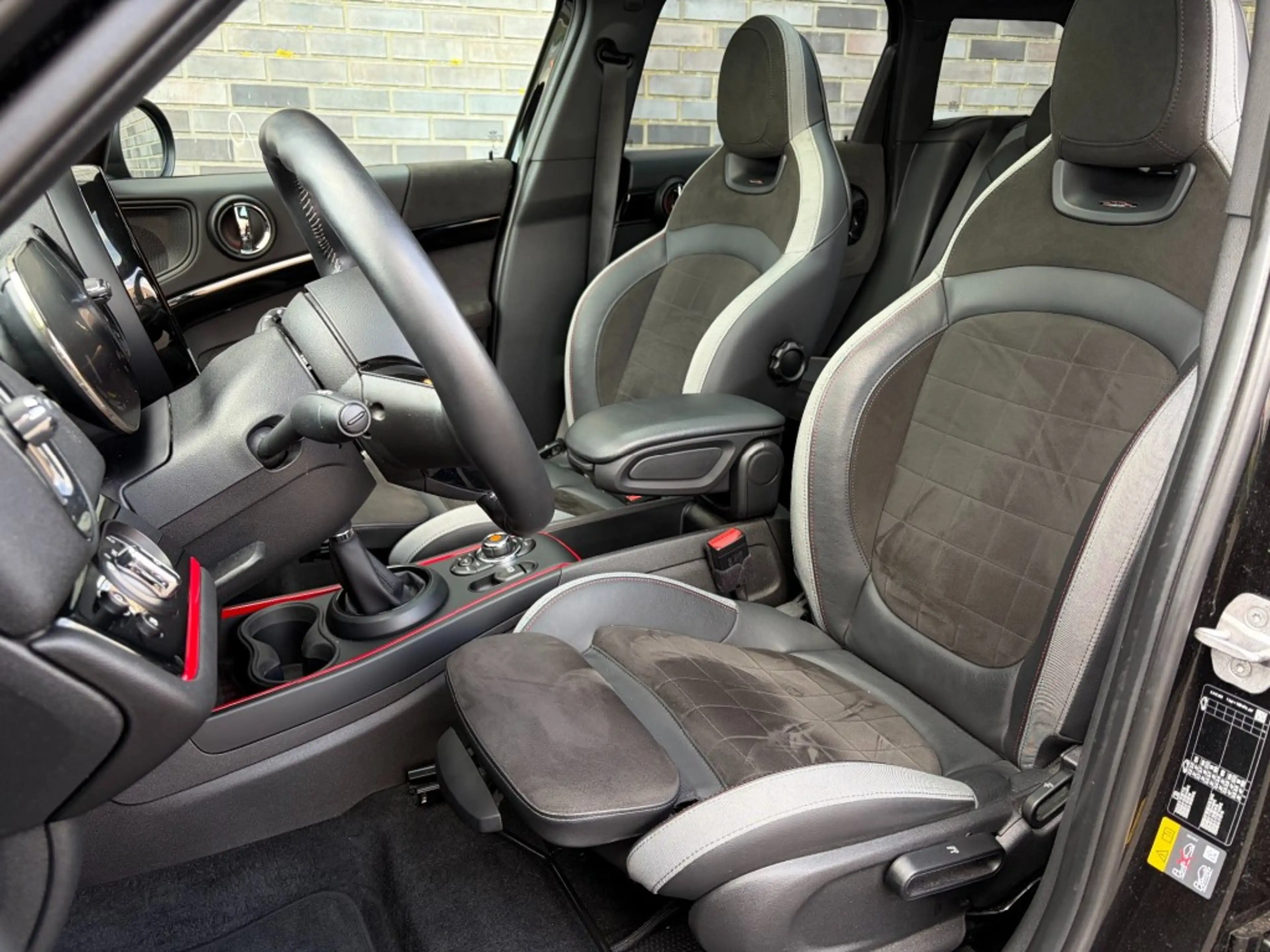 MINI Cooper SE Countryman 1.5 SE ALL4 JCW - PANO - FACELIFT - TREKH. - 18 IN — photo 2