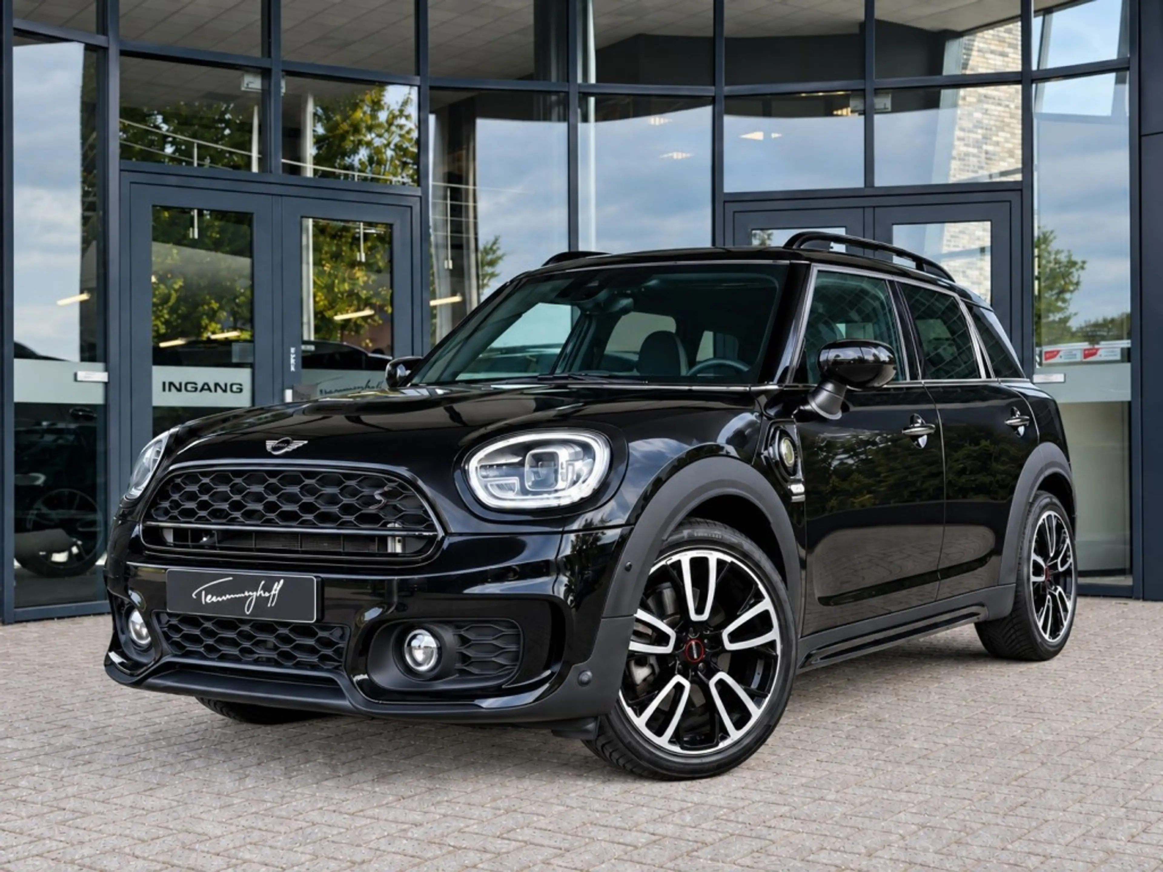 MINI Cooper SE Countryman 1.5 SE ALL4 JCW - PANO - FACELIFT - TREKH. - 18 IN