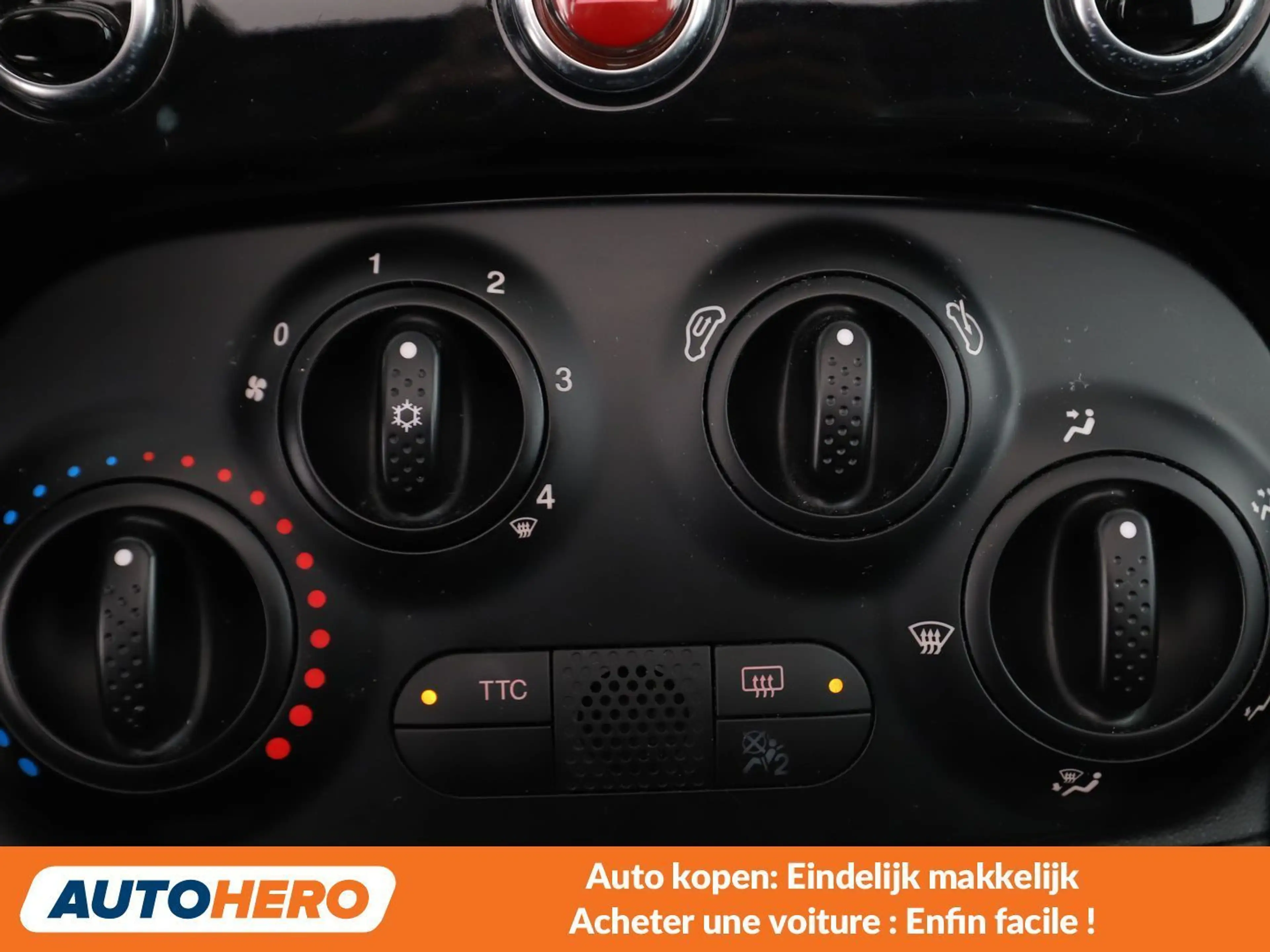 Abarth 595C 1.4 Turbo — photo 13