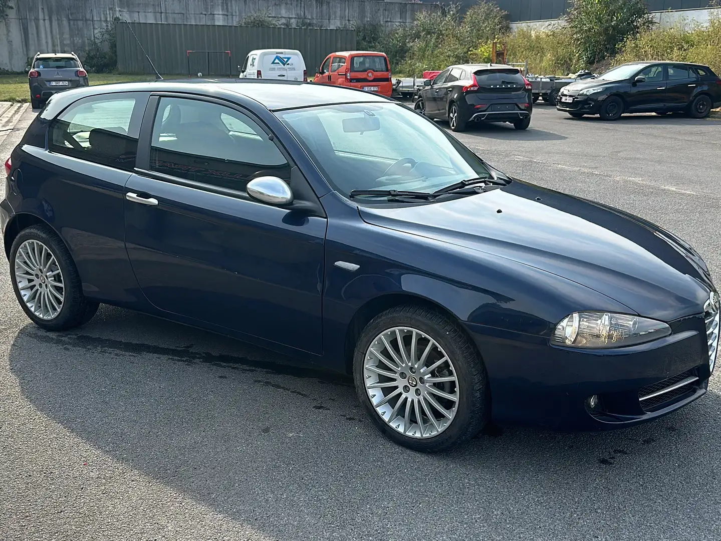 Alfa Romeo 147 147 1.6i TS Esclusiva - 1
