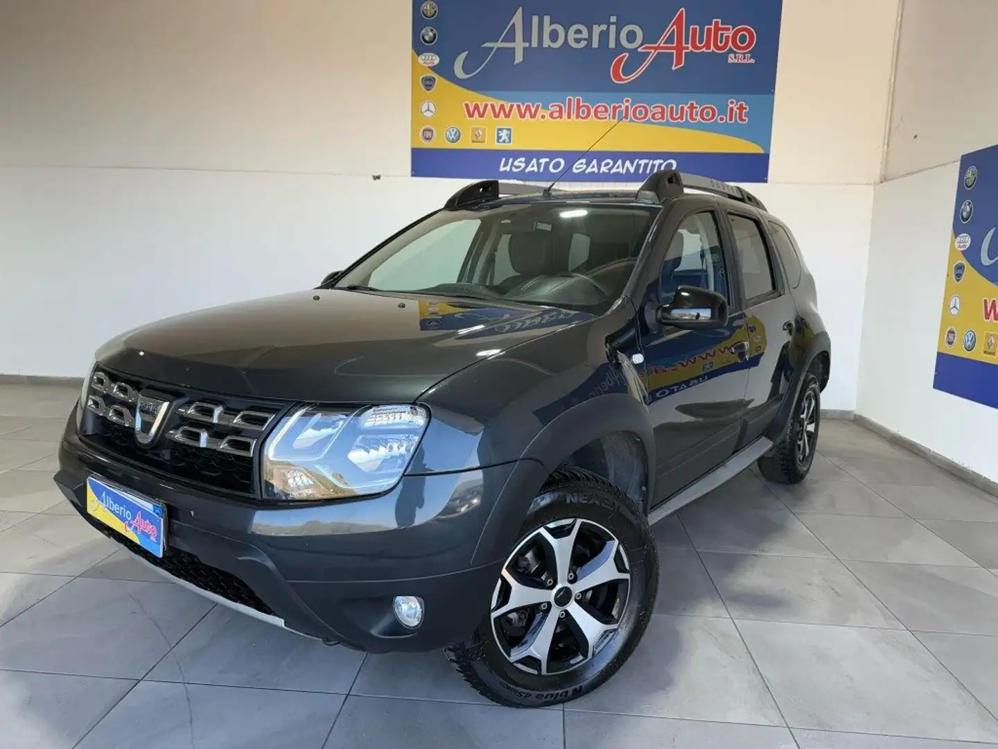 Dacia Duster 1.5 dCi 110 CV S&S 4x2 Black Shadow Grigio - 1