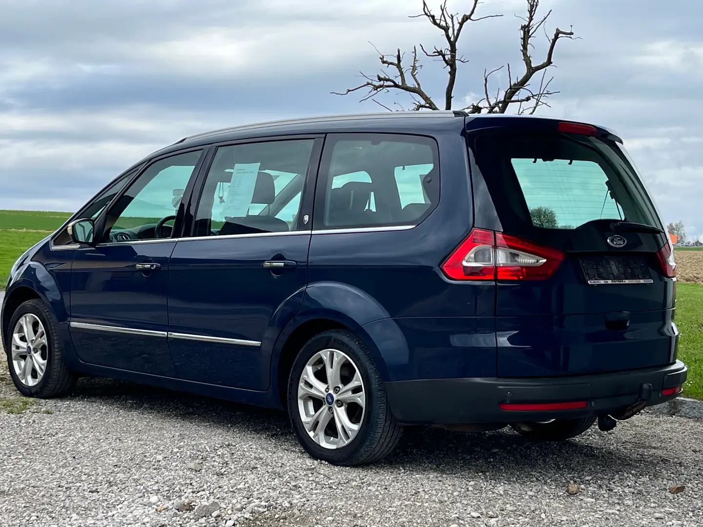 Ford Galaxy Galaxy Ghia 2,0 TDCi DPF Ghia Blau - 2