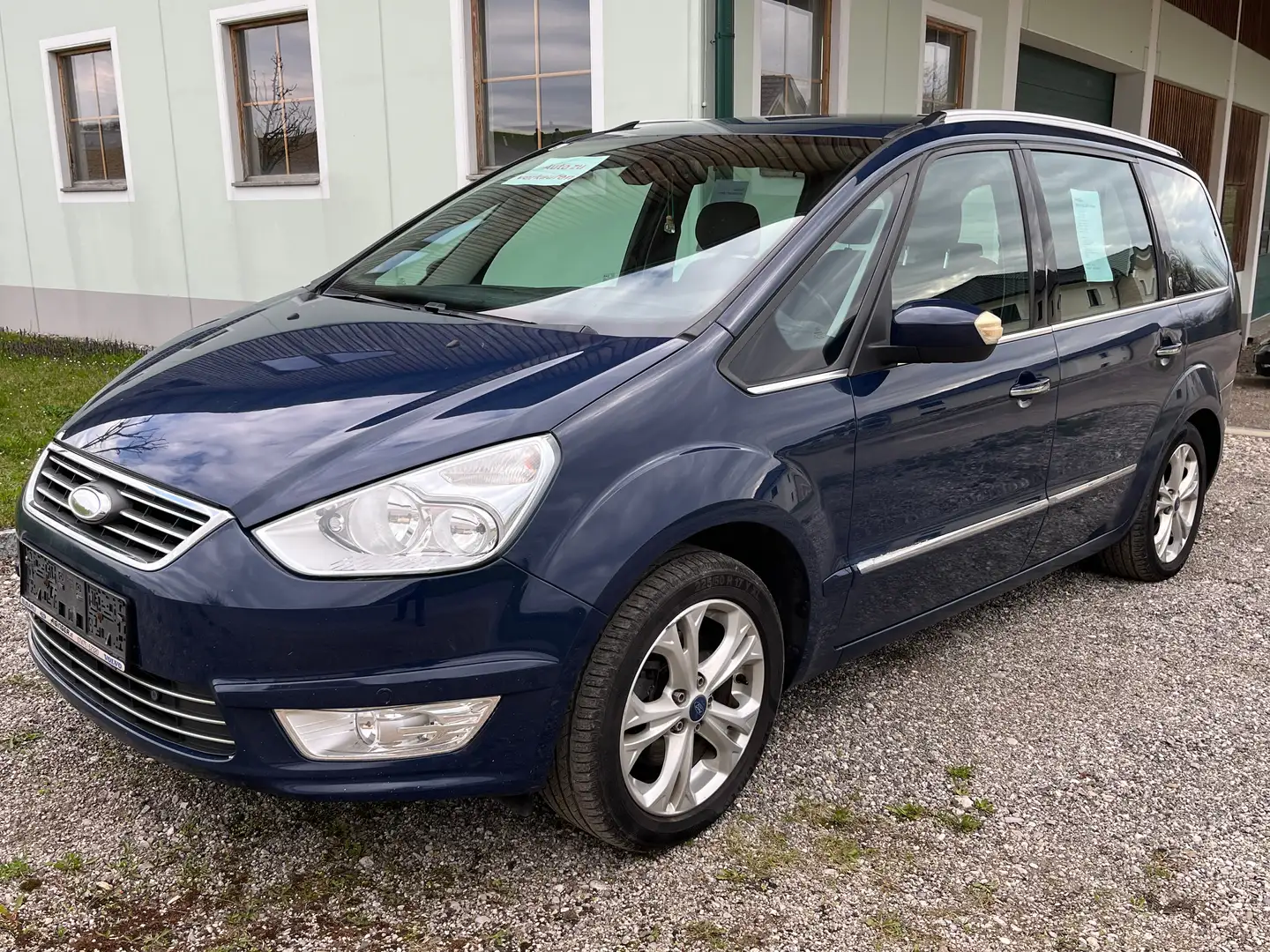 Ford Galaxy Galaxy Ghia 2,0 TDCi DPF Ghia Blau - 1