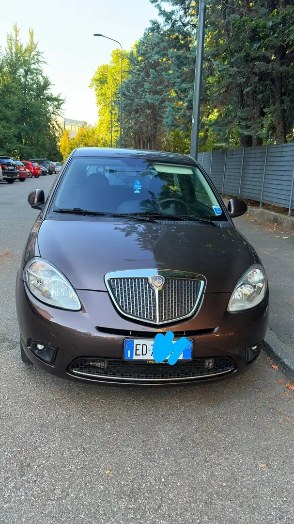 Lancia Ypsilon Ypsilon II 2007 1.2 8v Argento 69cv Коричневий - 1