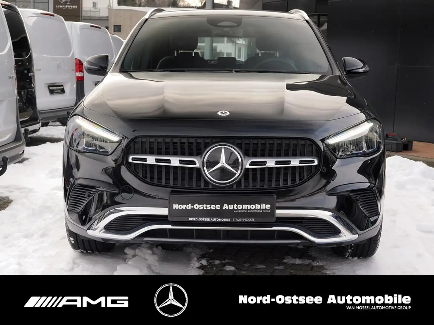 Mercedes-Benz GLA 200 d PROGRESSIVE AHK ADV SHZ KAMERA LED Schwarz - 2
