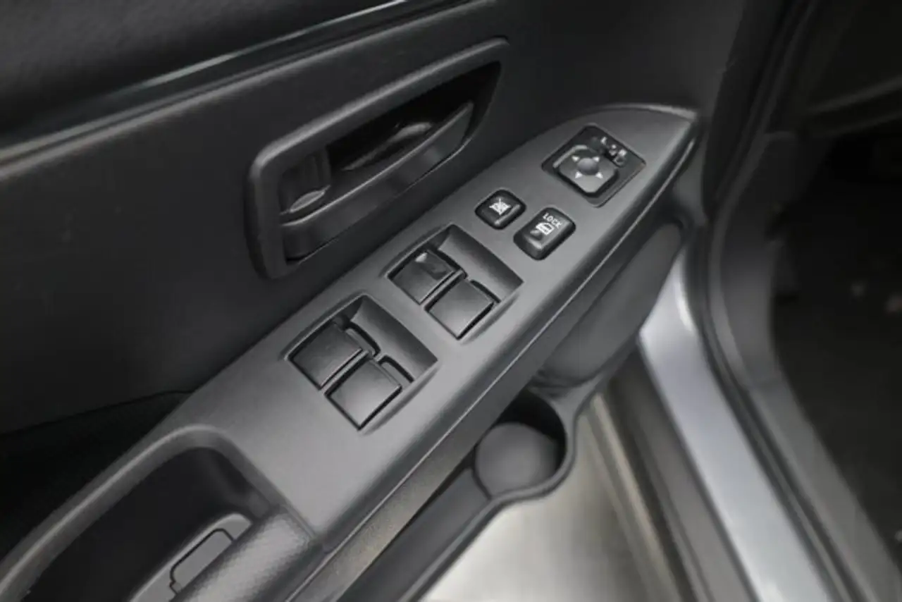 Mitsubishi RVR снимка Mitsubishi RVR