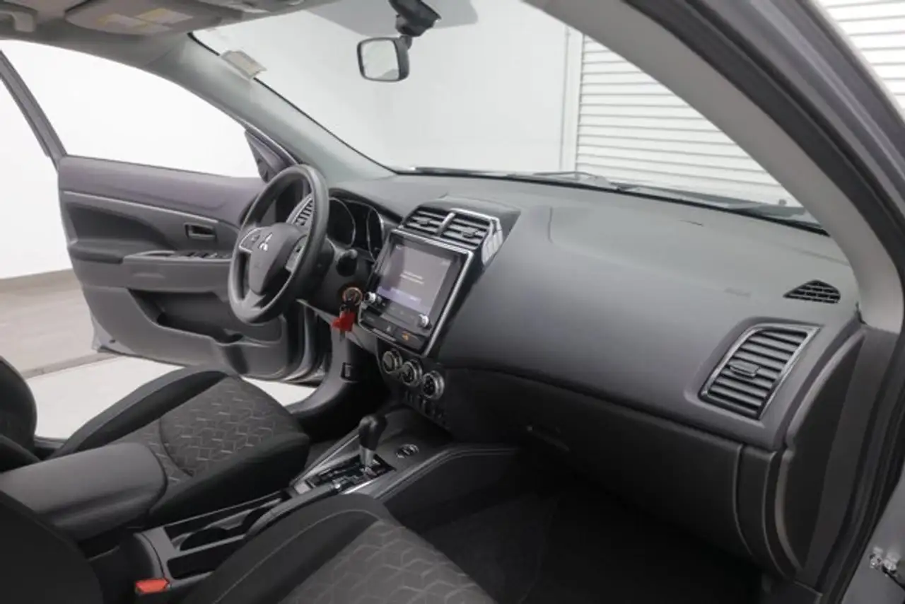 Mitsubishi RVR снимка Mitsubishi RVR