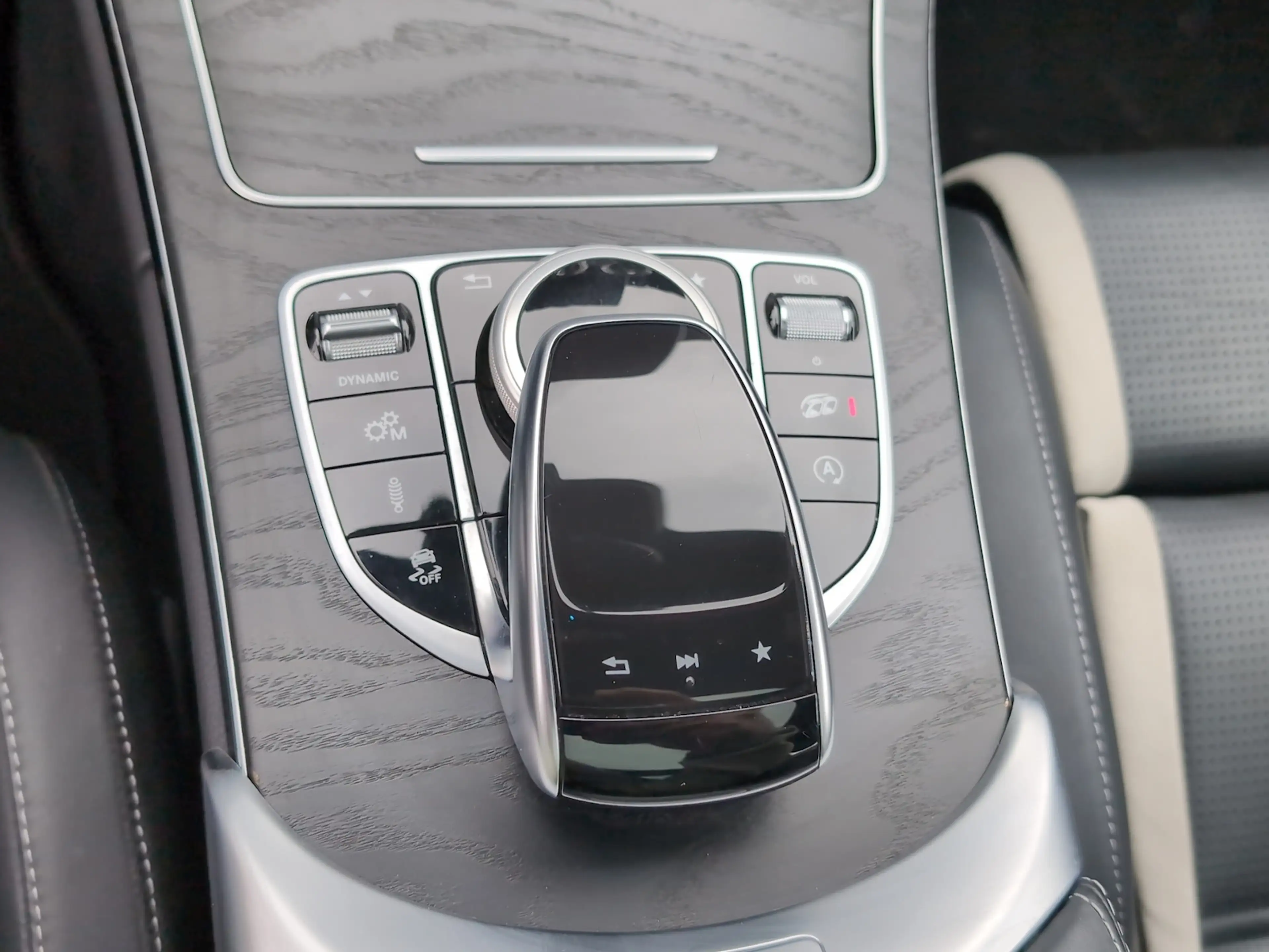 Mercedes-Benz C 63 AMG S T Night *Keramik*Schale*Pano*Burmes* — photo 11