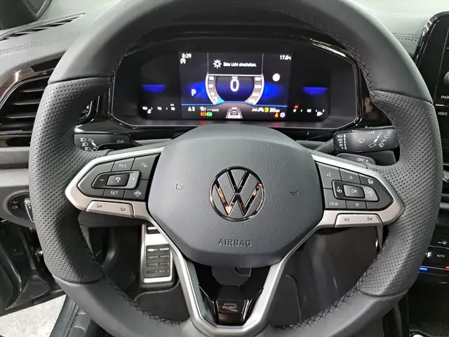 Volkswagen T-Roc view 14