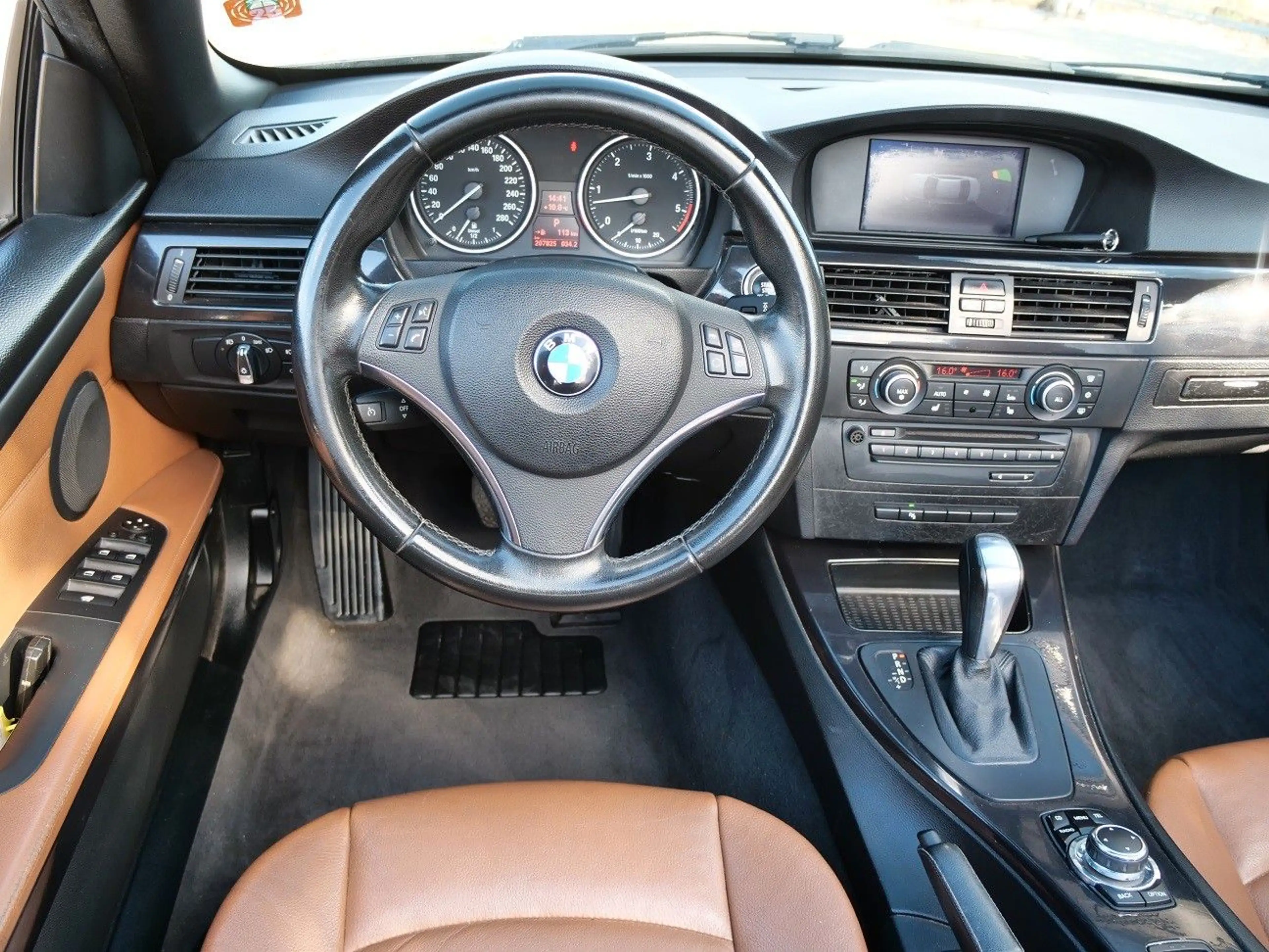 BMW 325 3 Cabrio 325 d Exterieur Line Standheizung — photo 12