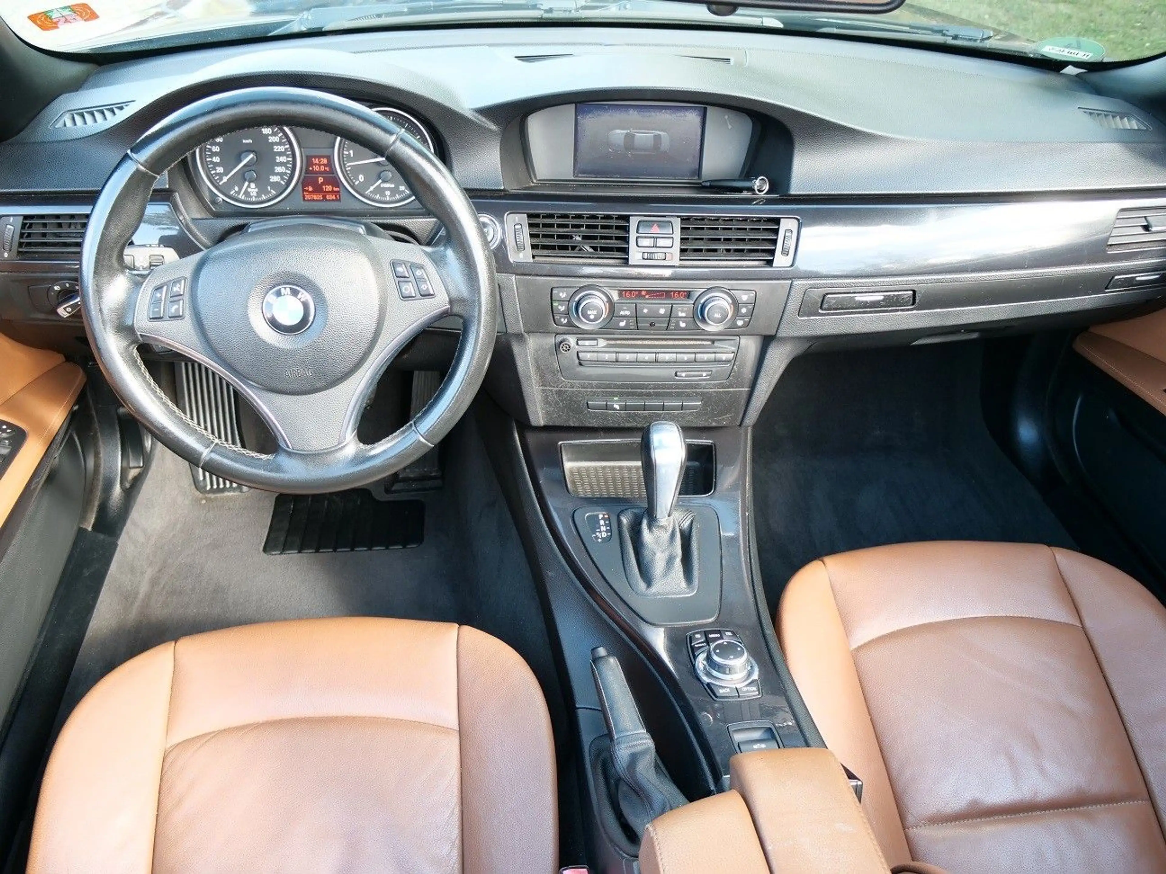 BMW 325 3 Cabrio 325 d Exterieur Line Standheizung — photo 11