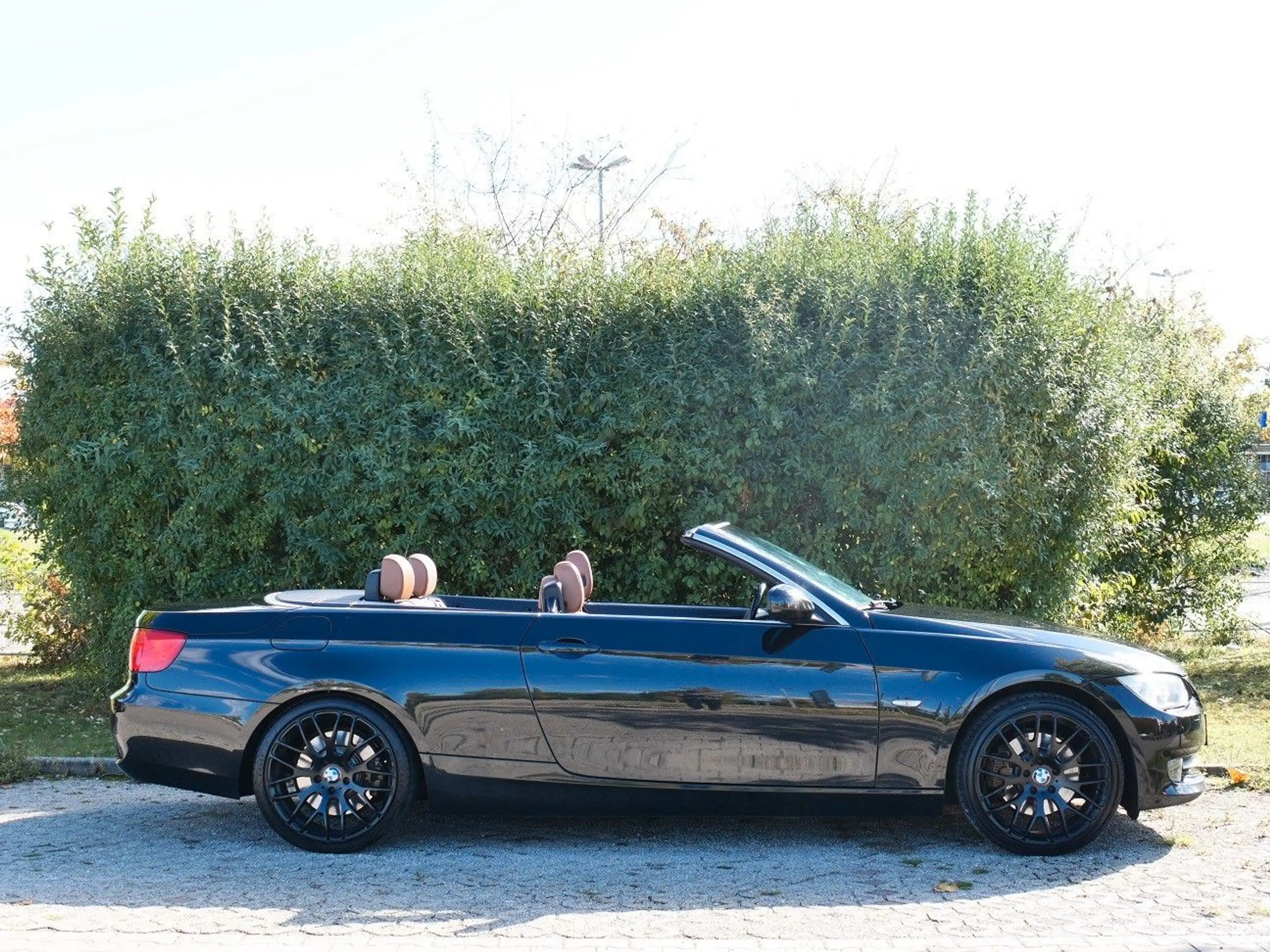 BMW 325 3 Cabrio 325 d Exterieur Line Standheizung — photo 4