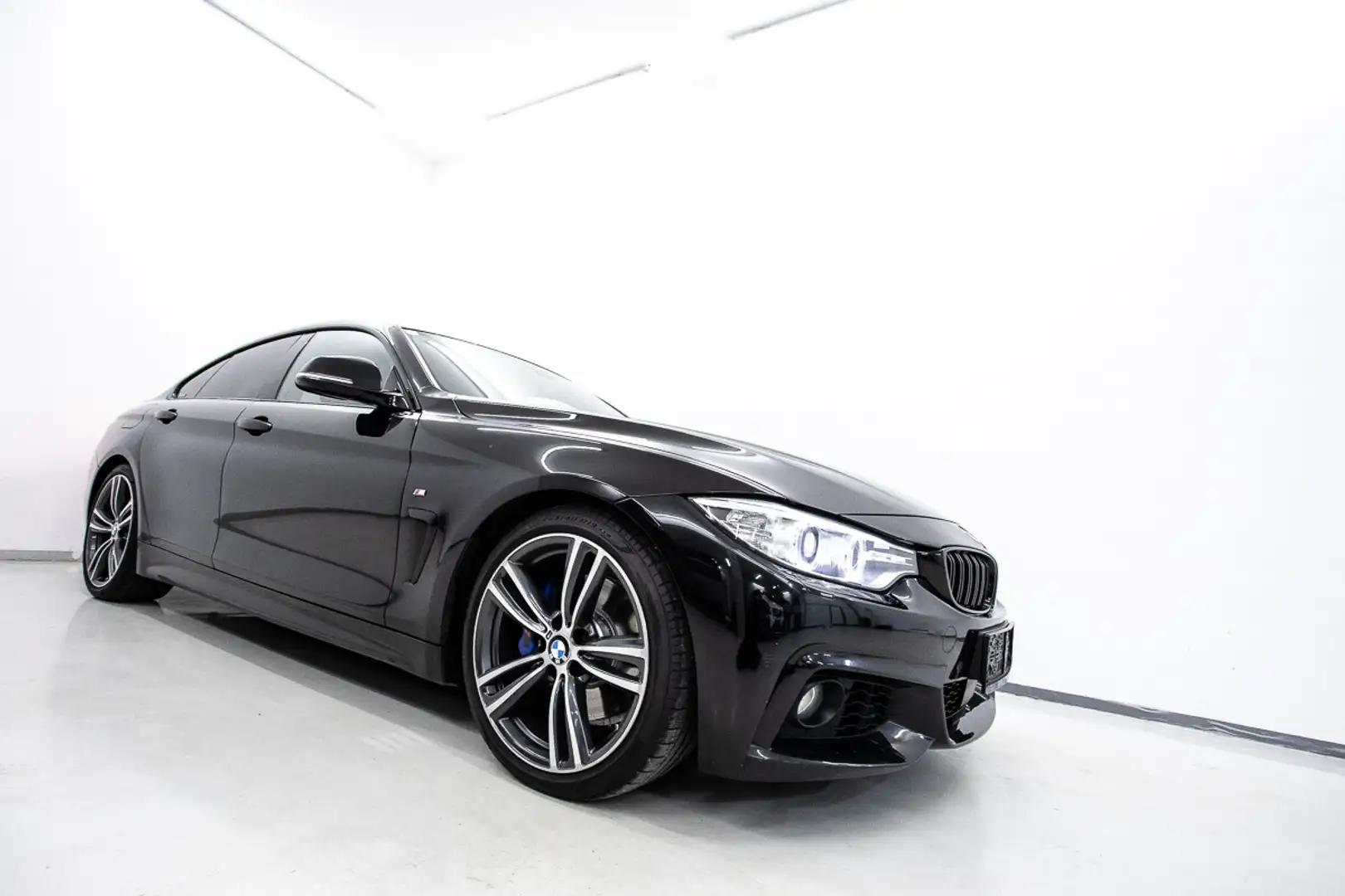 BMW 435 d Gran Coupé XDrive Sport-Automatic "M-Sportpaket" Schwarz - 1