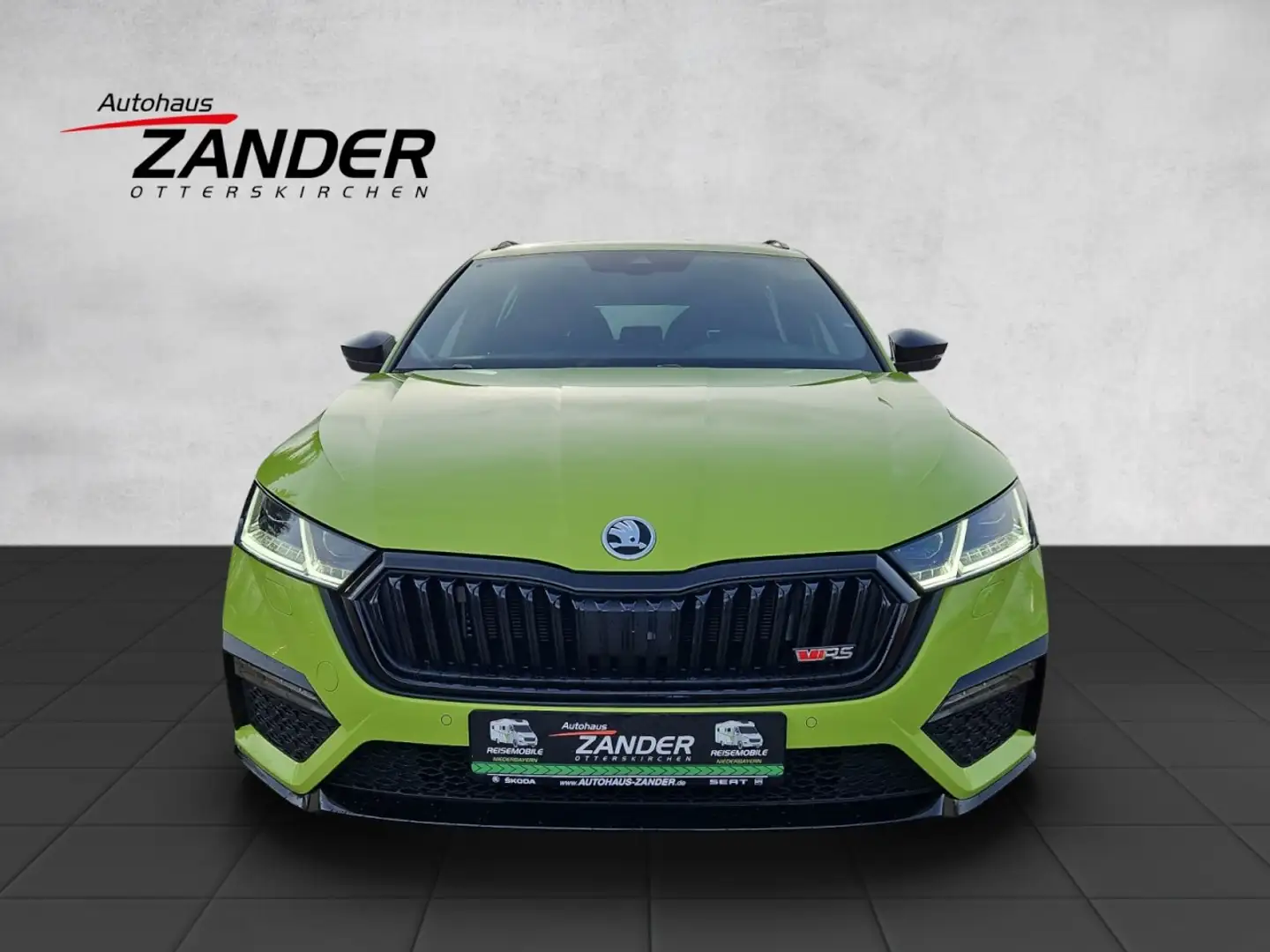 Skoda Octavia Combi RS 2.0 TSI DSG NAVI/MATRIX/CANTON Grün - 2