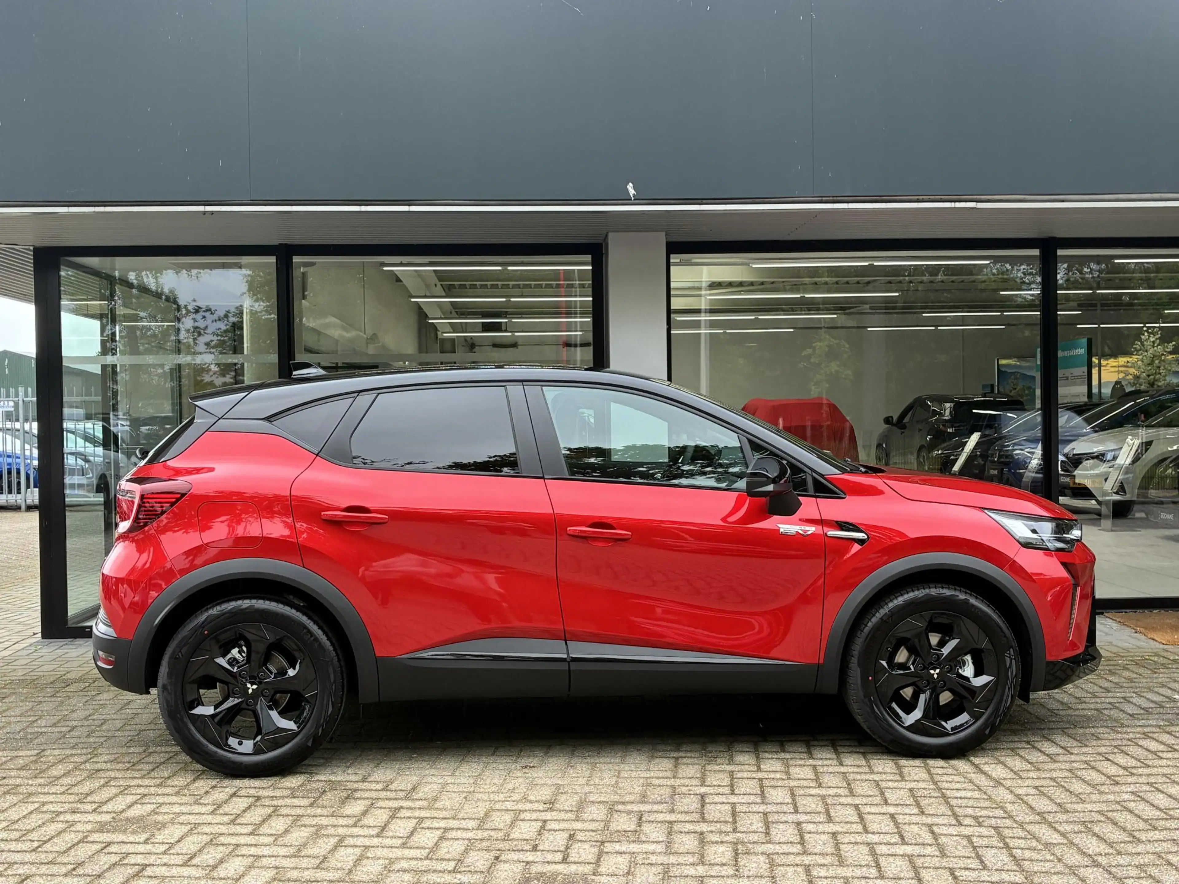 Mitsubishi ASX 1.8 HEV AT Black Edition | DEMO | Climate Control — photo 6