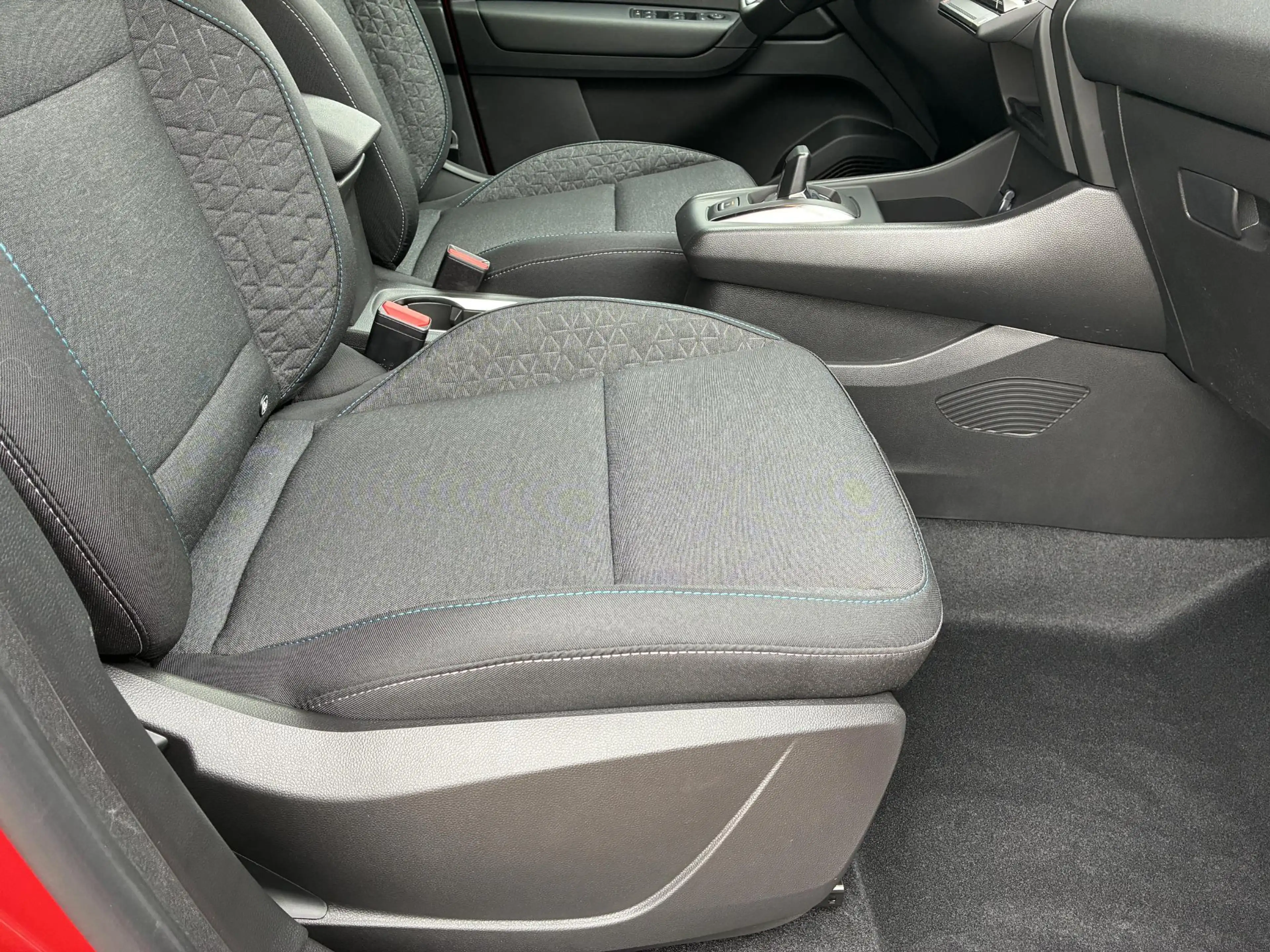 Mitsubishi ASX 1.8 HEV AT Black Edition | DEMO | Climate Control — photo 13