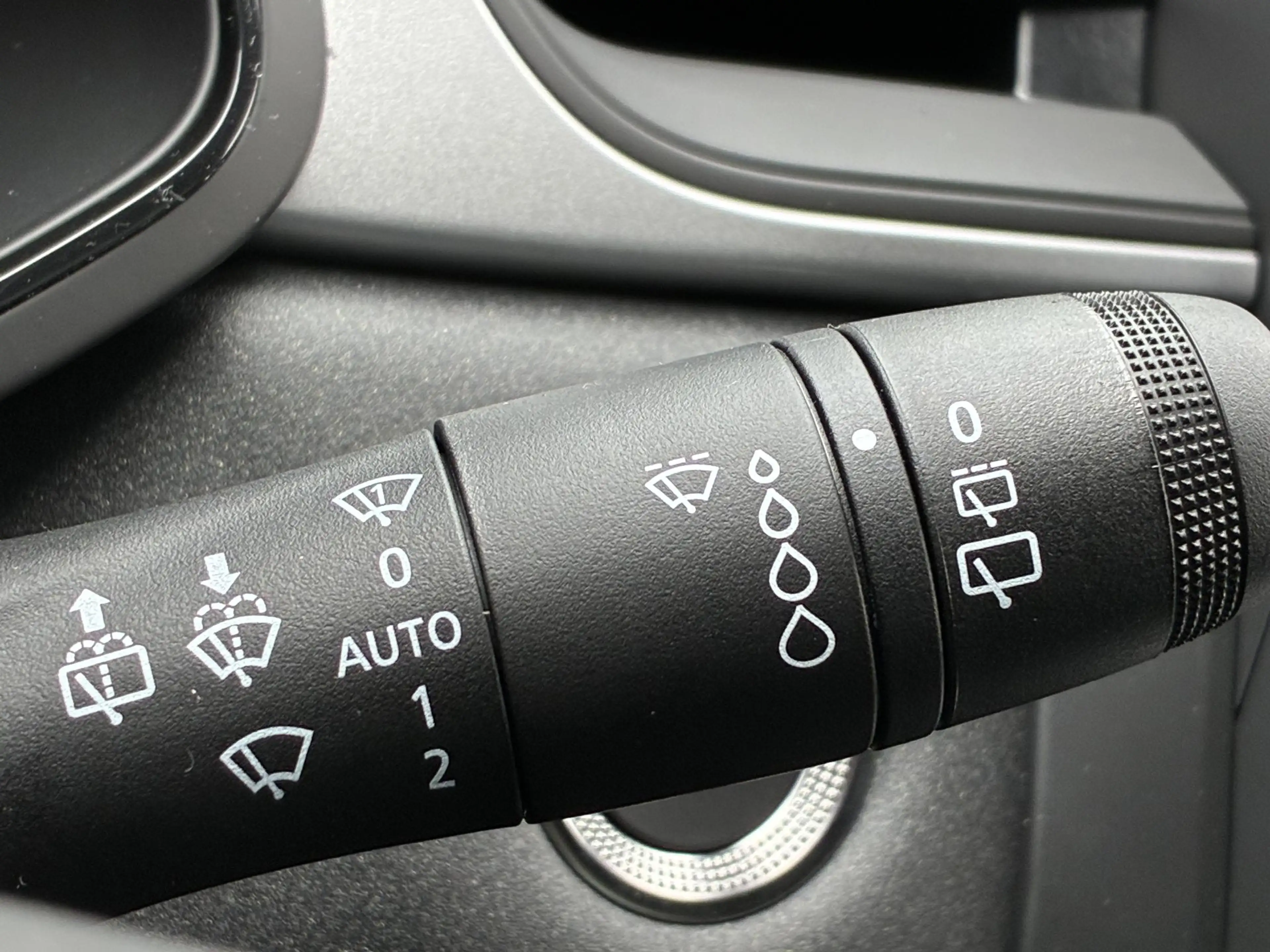 Mitsubishi ASX 1.8 HEV AT Black Edition | DEMO | Climate Control — photo 22