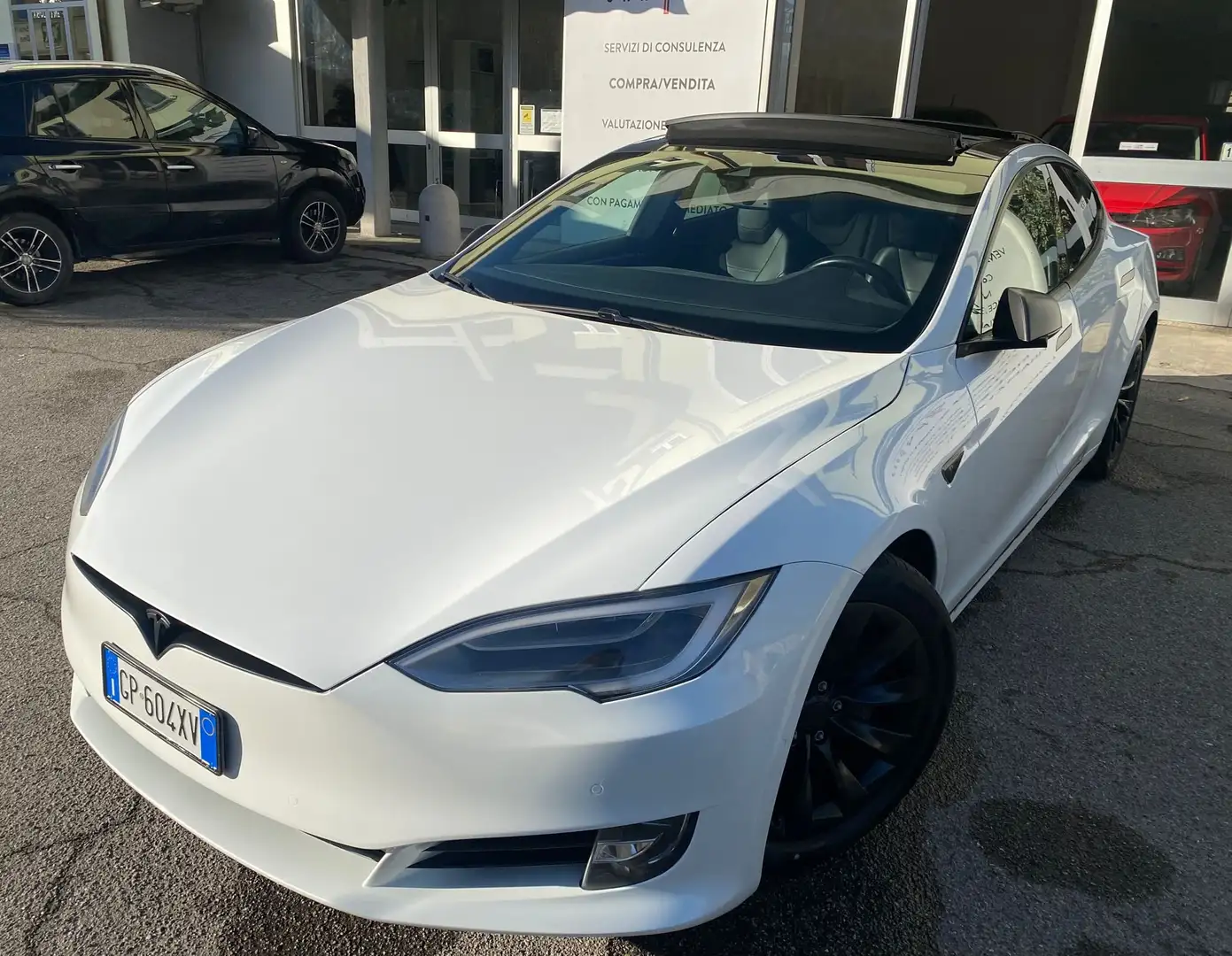 Tesla Model S 90 D, TETTO APRIBILE ,AGGIORNAMENTO ATOM Bianco - 1