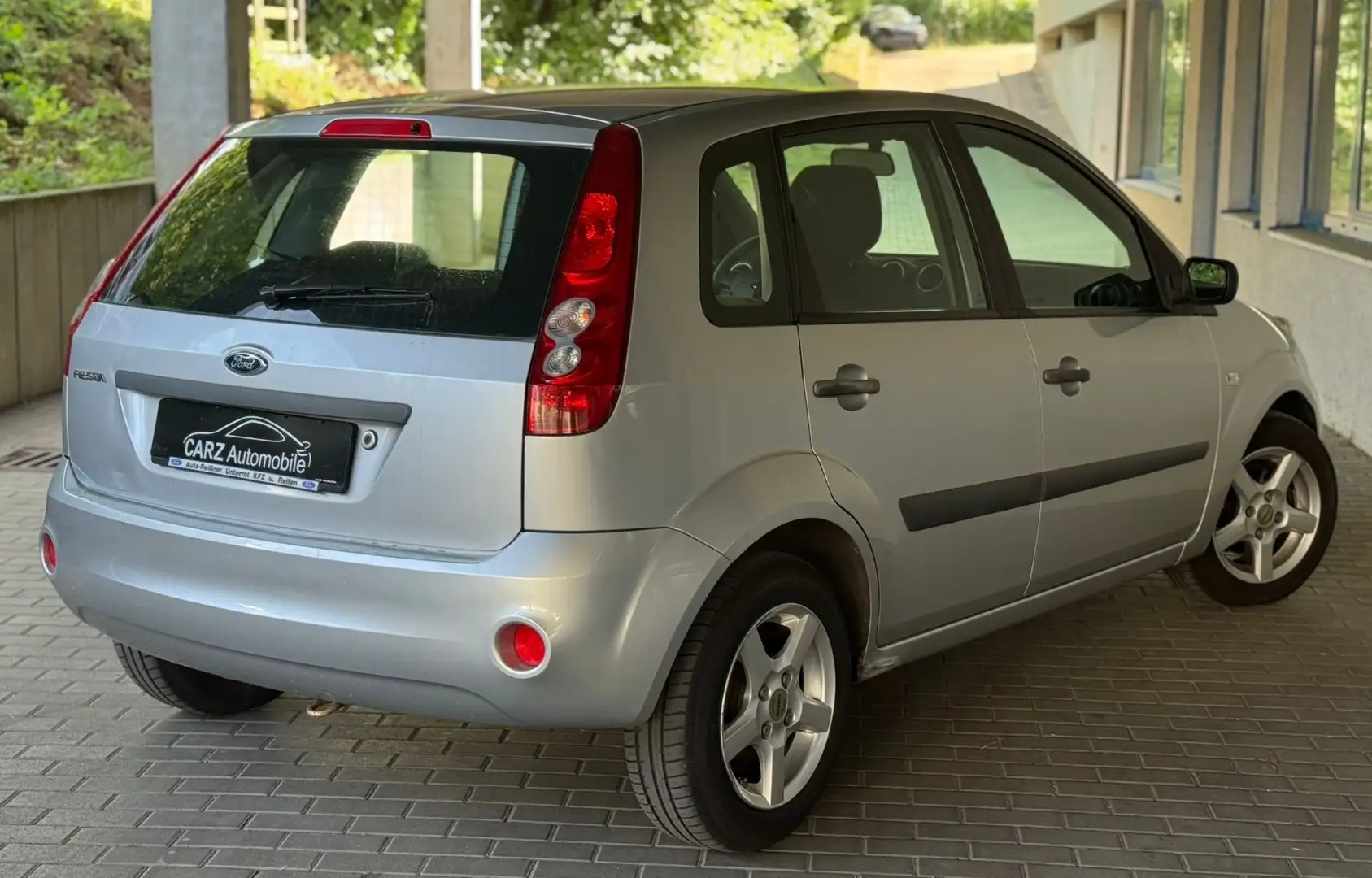 Ford Fiesta ** Tüv Neu ** Argent - 2