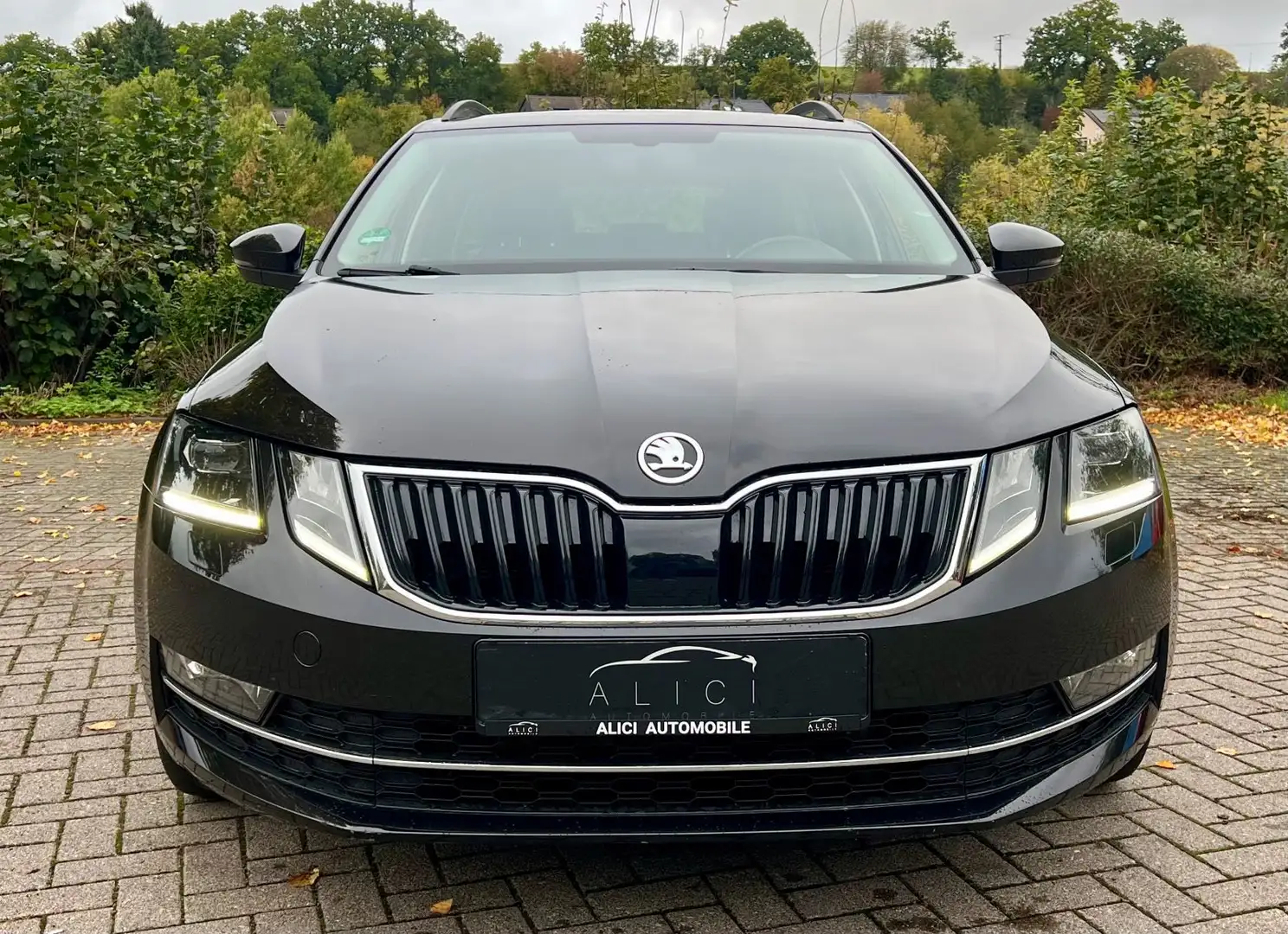 Skoda Octavia Style 2.0TDI *NAV*PDC Noir - 2