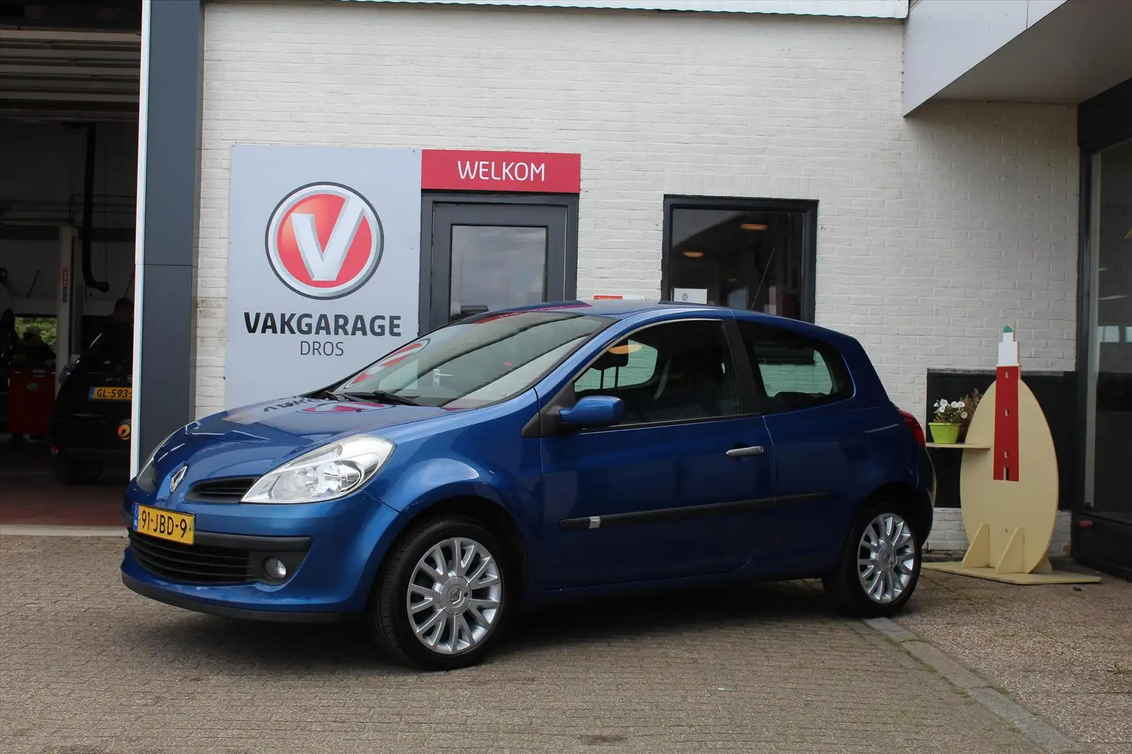 Renault Clio 1.2 16V 55KW 3-DRS Collection Blauw - 1