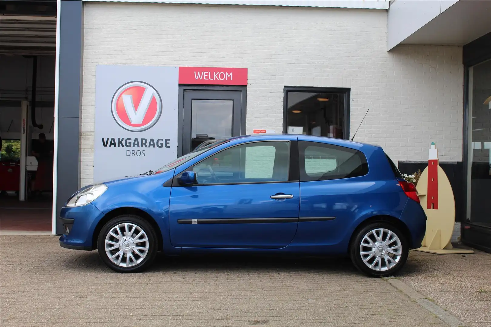 Renault Clio 1.2 16V 55KW 3-DRS Collection Blauw - 2