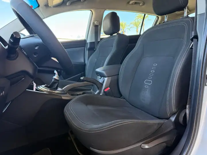 Kia Sportage 1.7 CRDi Drive 2011, foto 14