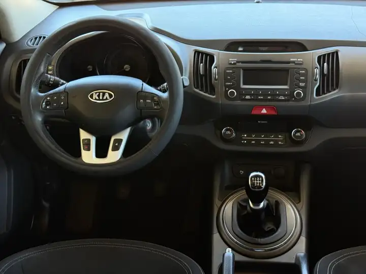 Kia Sportage 1.7 CRDi Drive 2011, foto 10